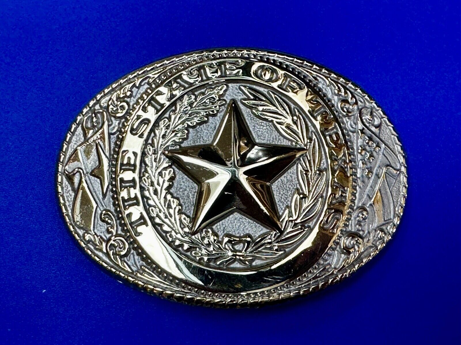 The Great State of Texas Star & Flag western Gold & White Color USA Belt Buckle