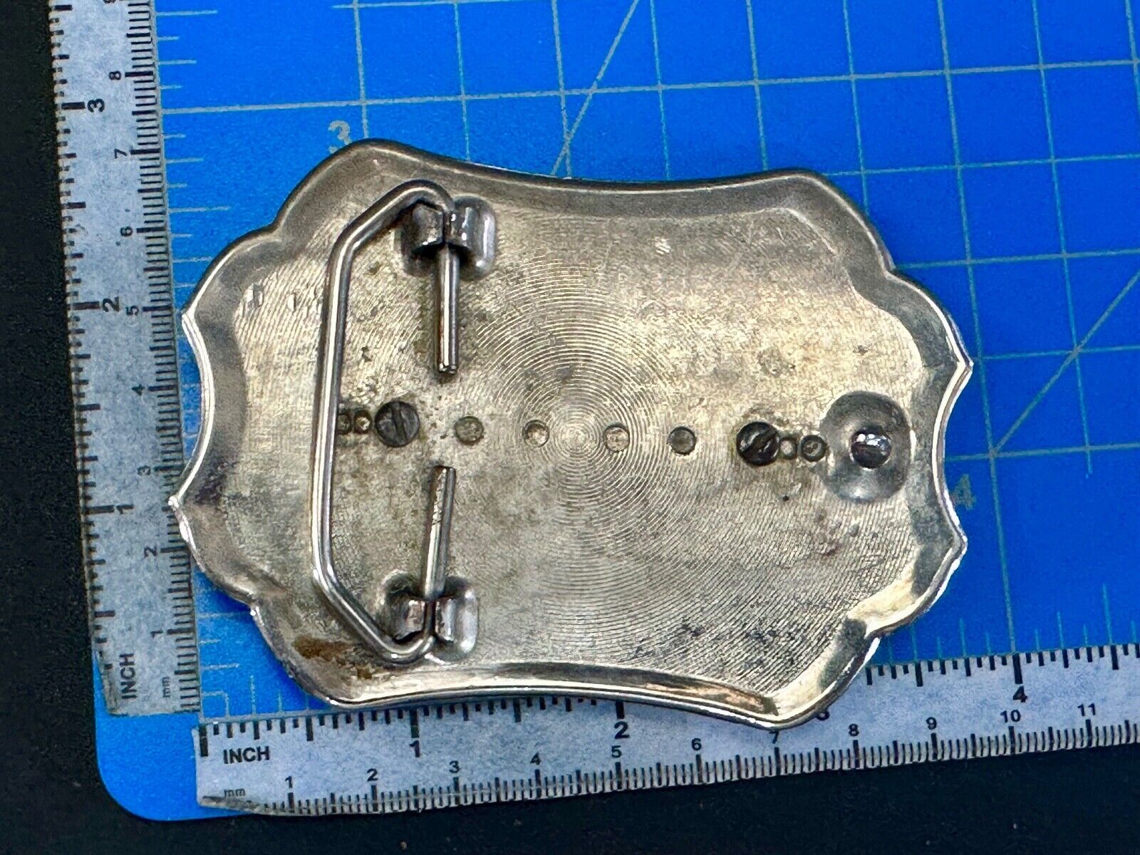 Vintage cabochon cab stone centerpiece on western silver tone belt buckle