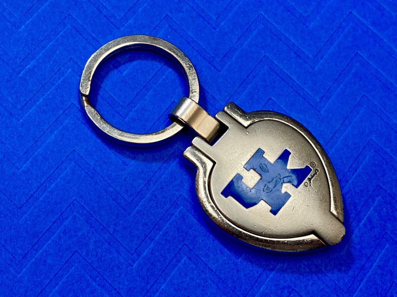 University of Kentucky Keychain UK Blue Silver Tone Metal Fob Keyring Key Chain