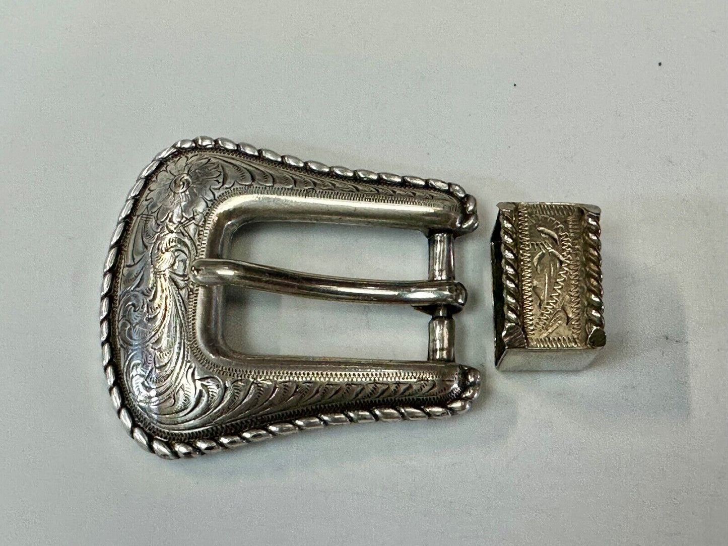 Two piece Ranger Set vintage 1996 silver tone buckle and keeper
