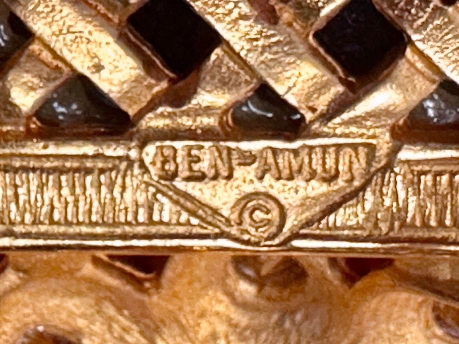 BEN AMUN,  Czech Glass / Stone / Jeweled Large Vintage  Beautiful belt buckle