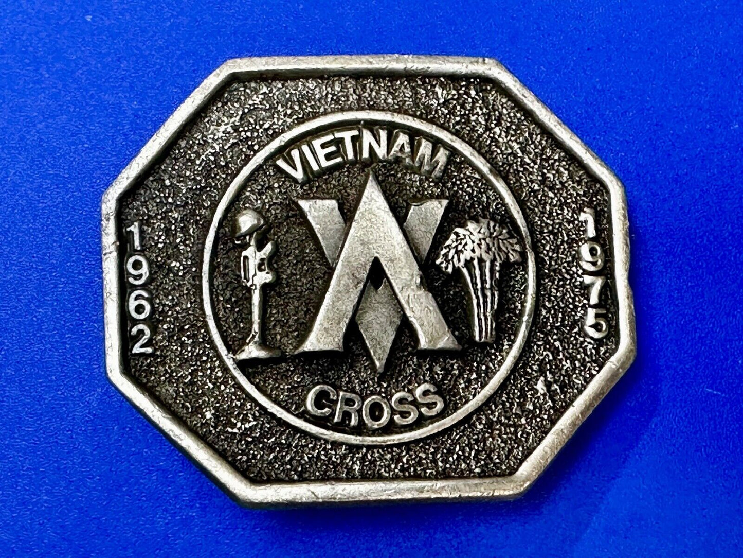 Vietnam Cross 1962 - 1975 The Great American Buckle Co Vintage Belt Buckle