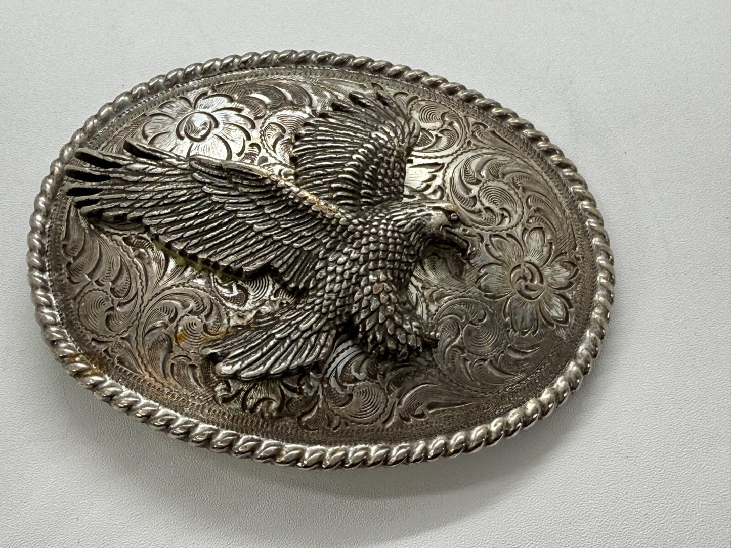 American Bald Flying Eagle Patriotic Flower Swirl Ornate Western Belt Buckle