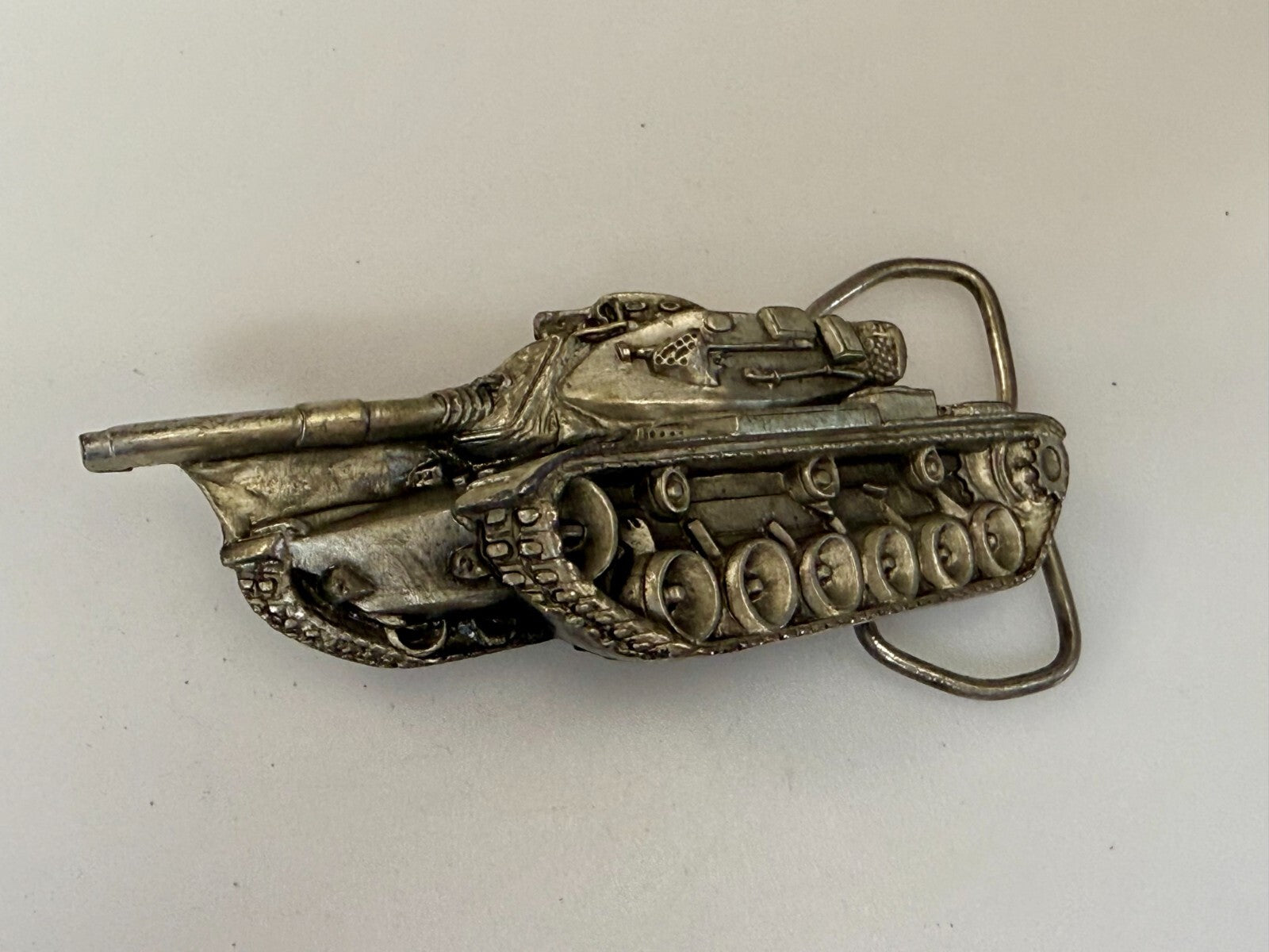 Armored Tank Military War Battle Weapon Anthony J.Irvin 1979 C-4L  Belt Buckle