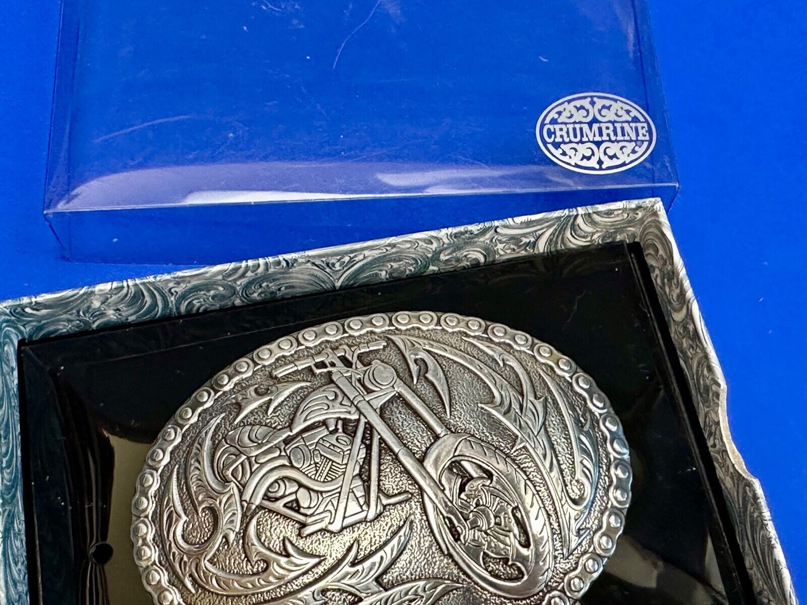Biker Motorcycle Chopper Designed silver tone oval Crumrine Belt Buckle in box