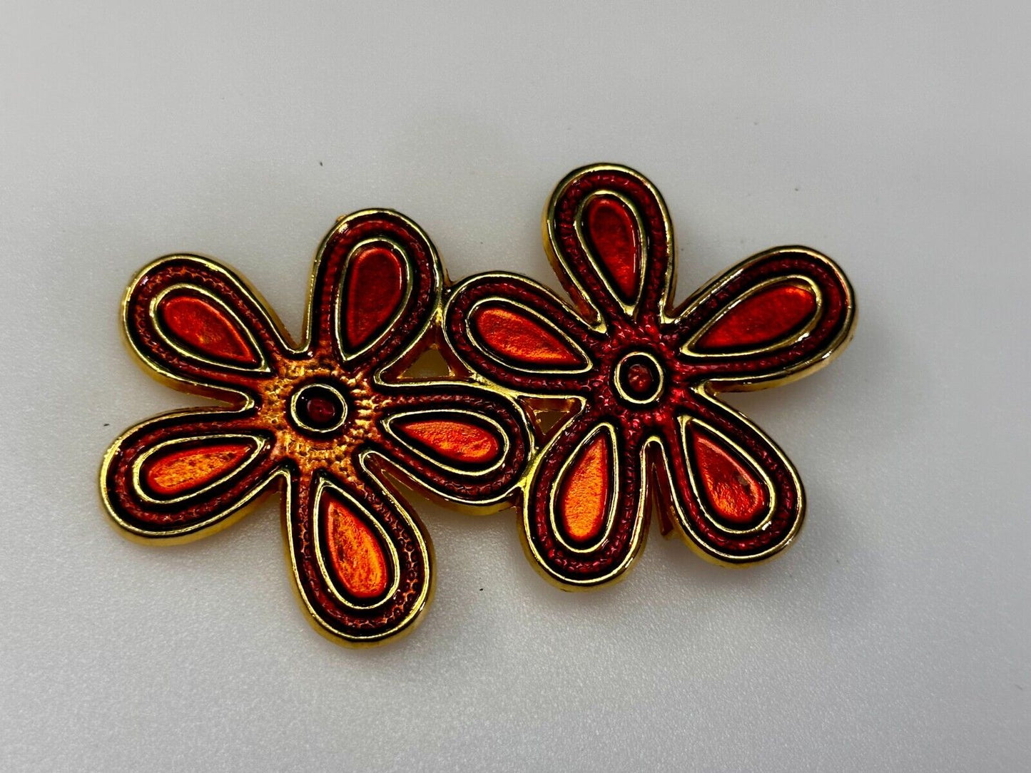 Two Flower Shaped Floral Theme Hippie Vibe Ladies Women's Retro Belt Buckle