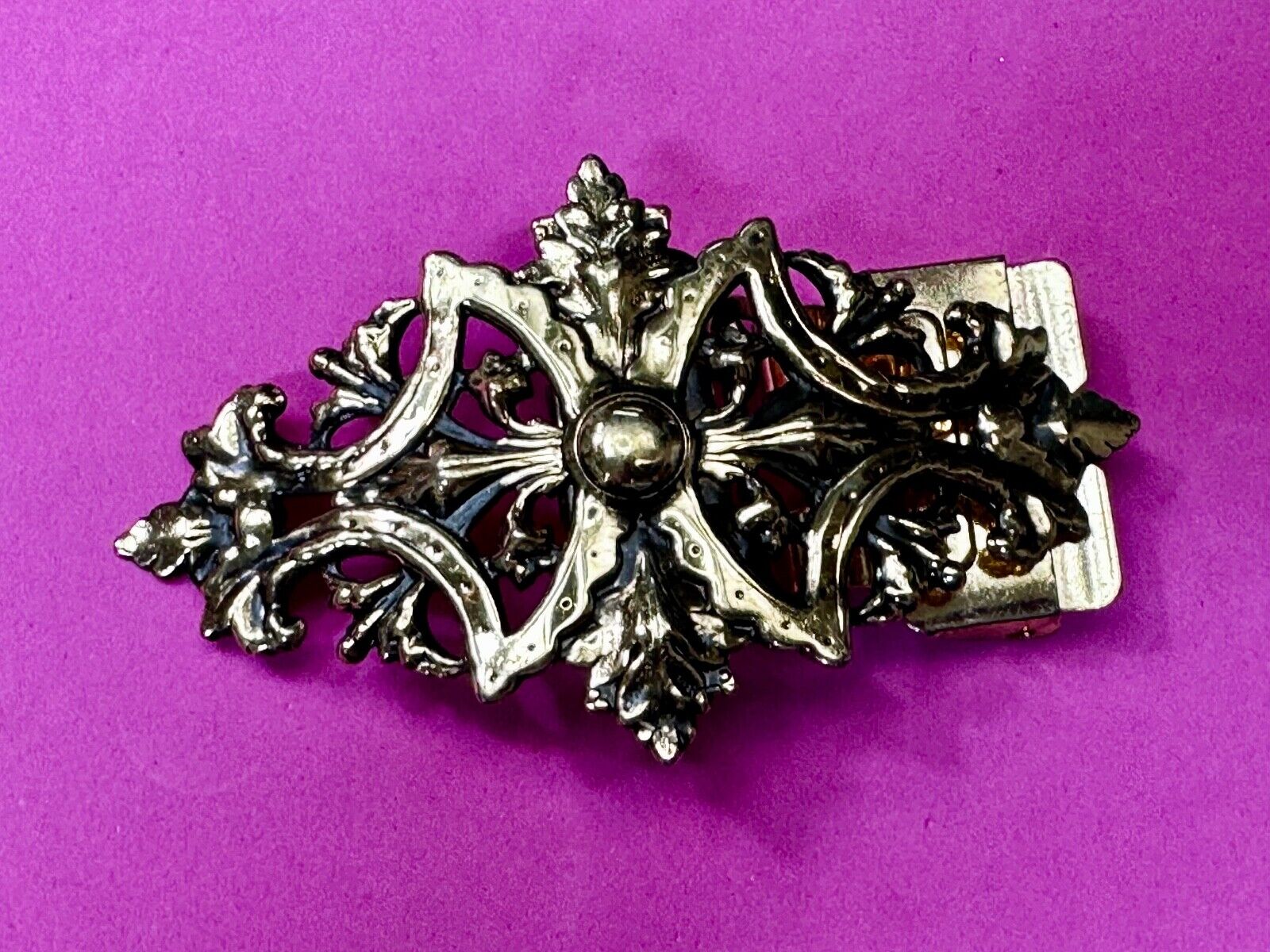 Victorian Style Filigree with Large Gold Tone Leaves Vintage Belt Buckle