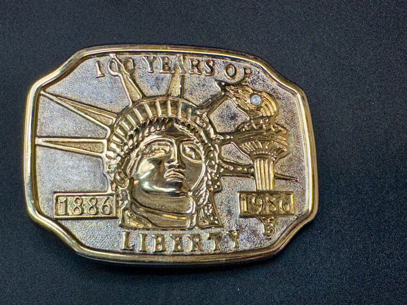 100 Years of Liberty  - NYC statue of Lady Liberty Souvenir Vintage belt buckle