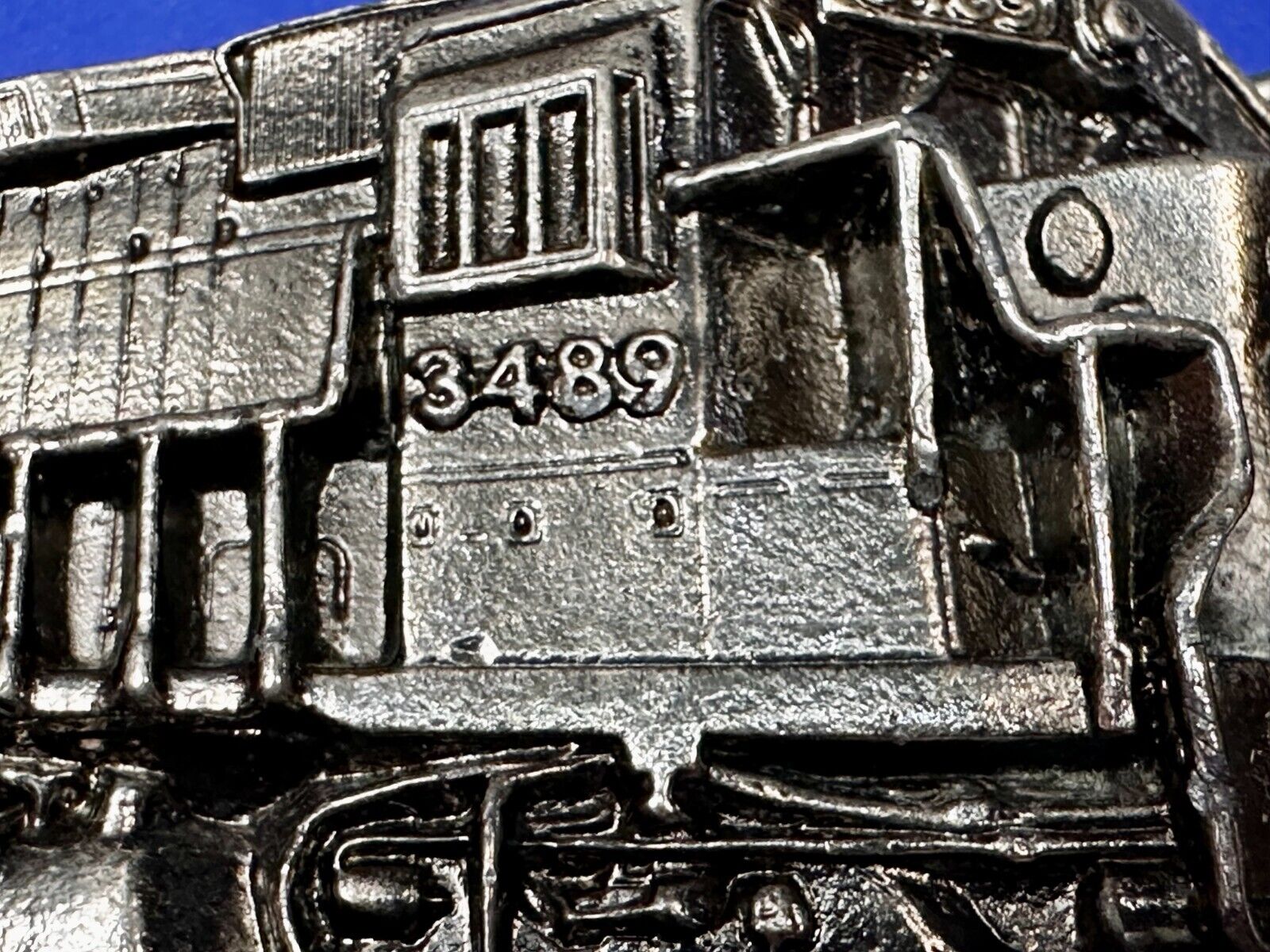 3489  Train Locomotive RailRoad Vintage 1980 - The Great American Belt Buckle Co