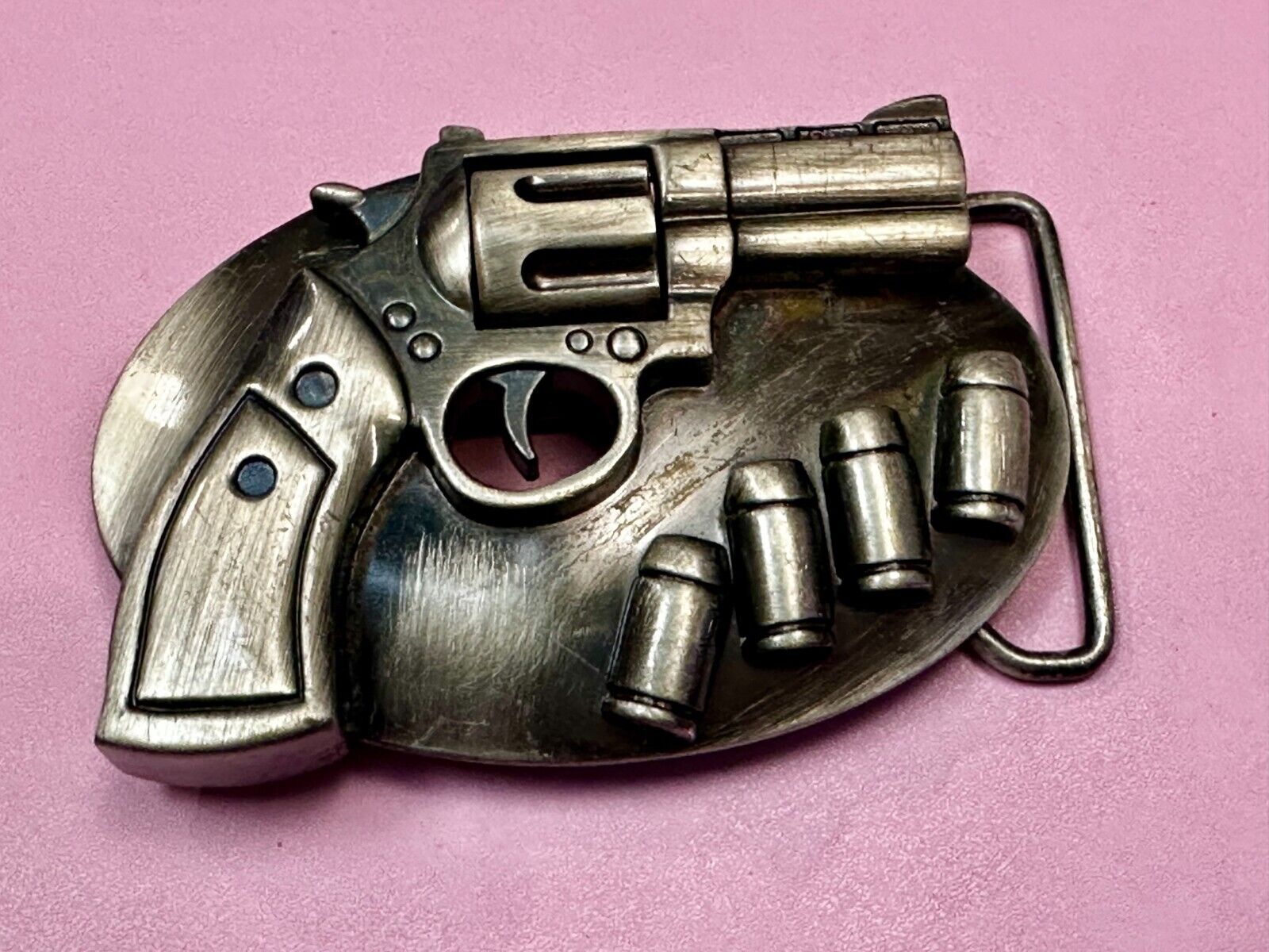 Unique Revolver Gun Pistol Six Shooter with Bullets Design Cutout Belt Buckle