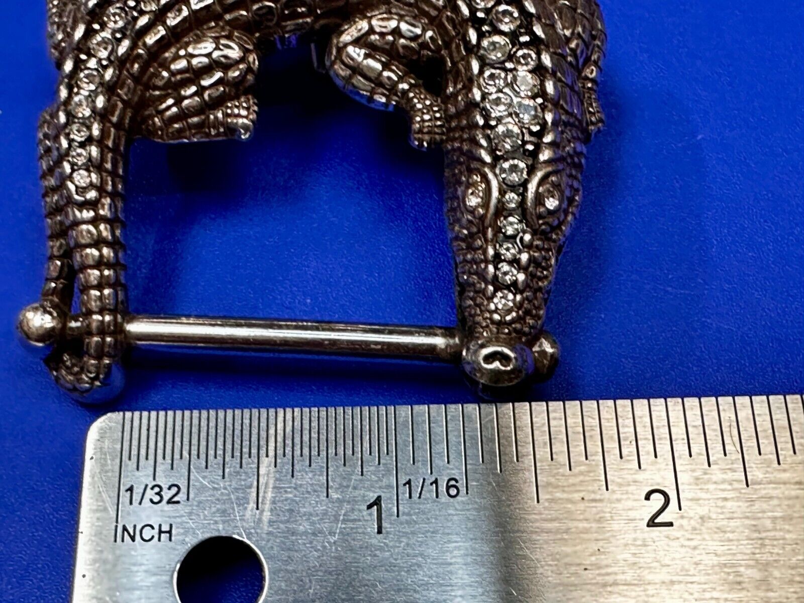Alligator Crocodile with Rhinestone Figural Cutout Silver Tone Cord Belt Buckle