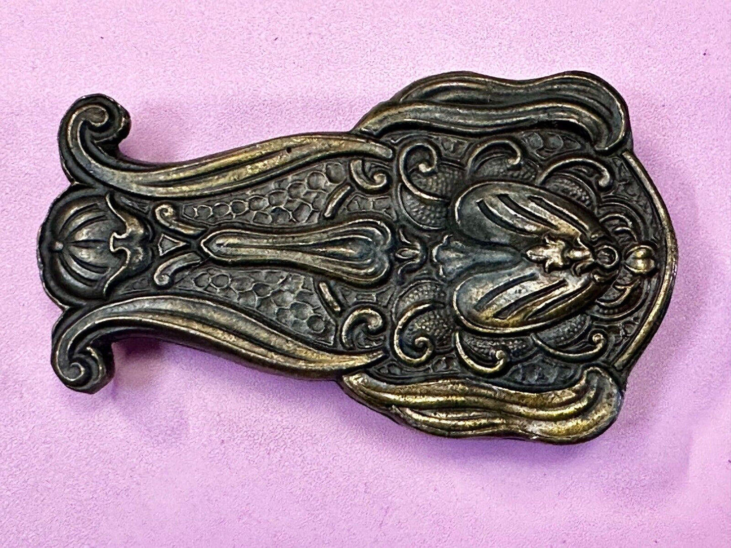 Antique Art Nouveau Ornate Floral Theme Vintage Bergamot Belt Buckle BBW  F-72