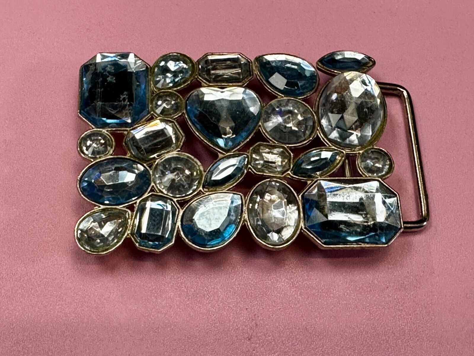 Unique Large Rhinestone's? Covering See Through Silver Tone Belt Buckle