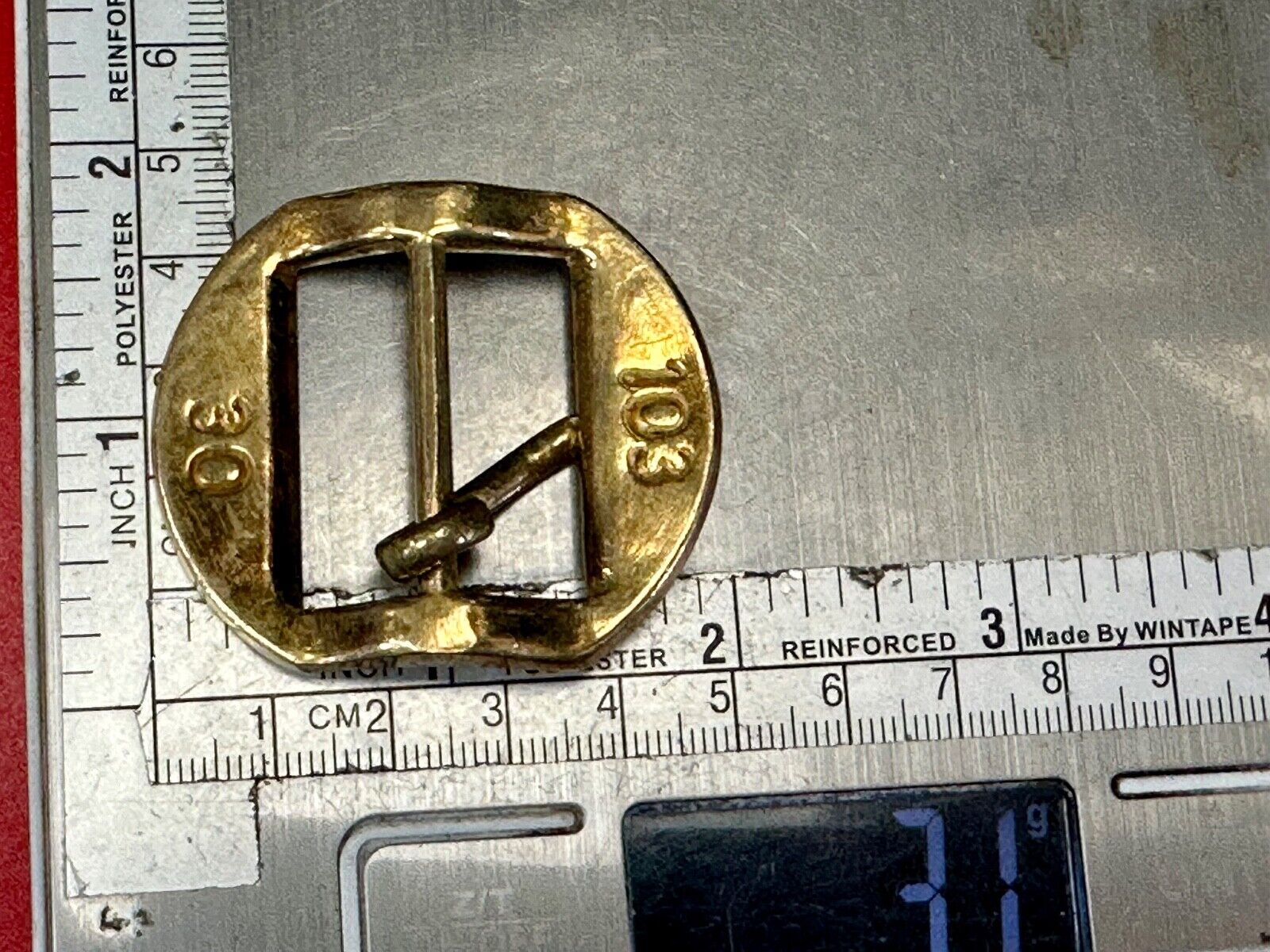 Unique Strange Shape! 103 / 30 2? raised round replacement belt buckle