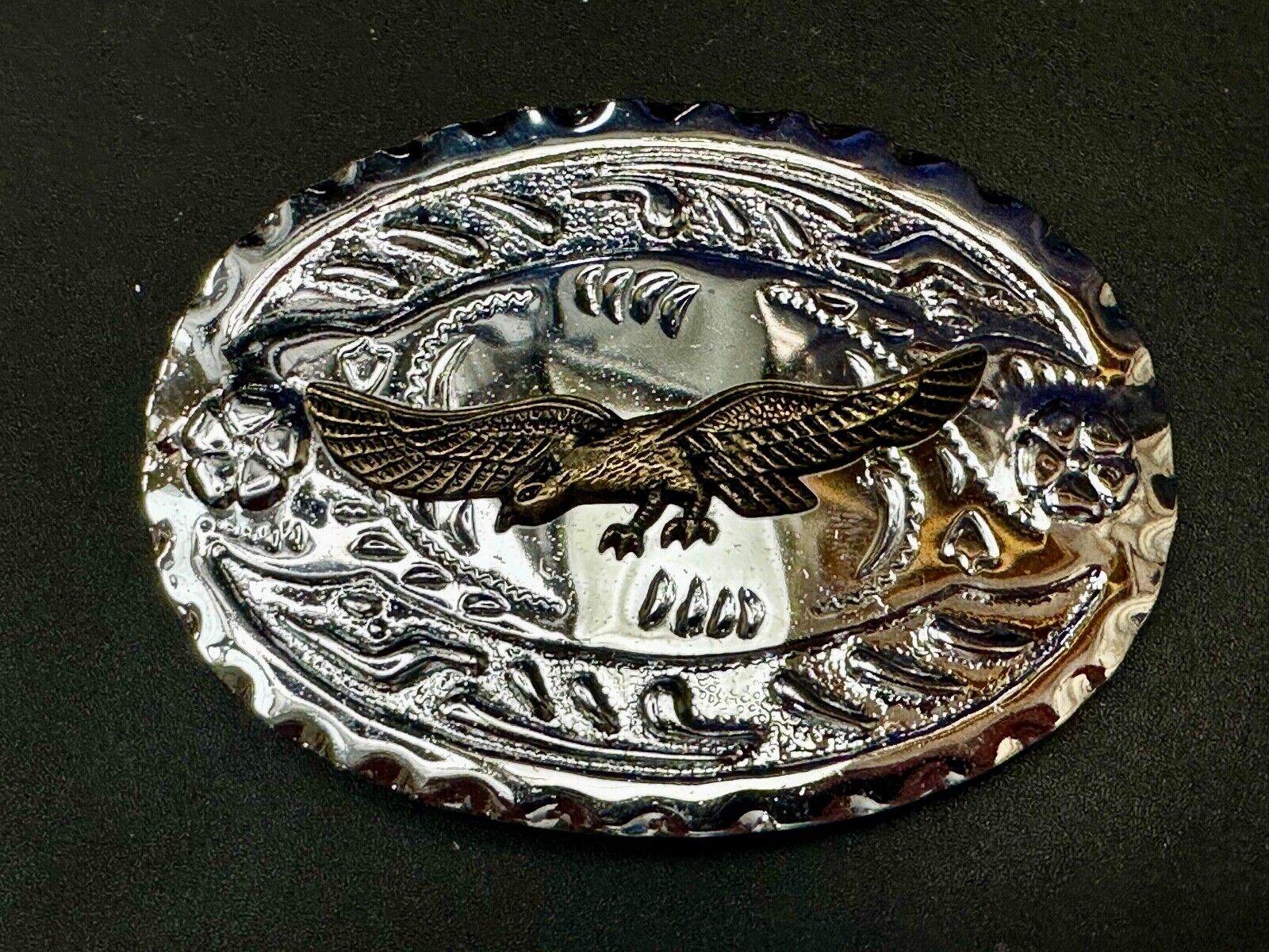 American Bald Eagle Flying High Silver Tone Patriotic Oval Cowboy Belt Buckle
