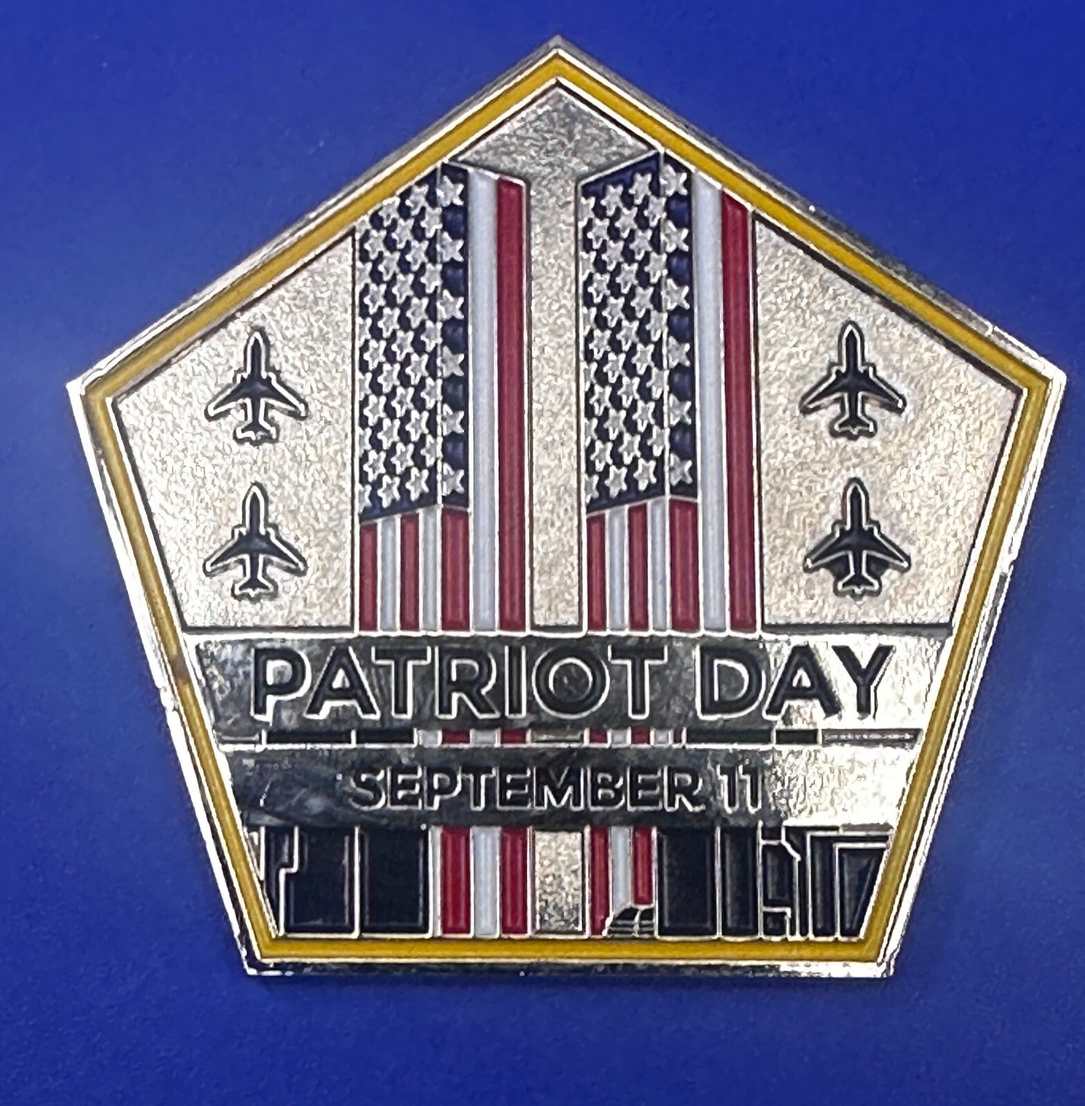 United We Stand Never Forget Patriot Day September 11 Collectors Challenge Coin 