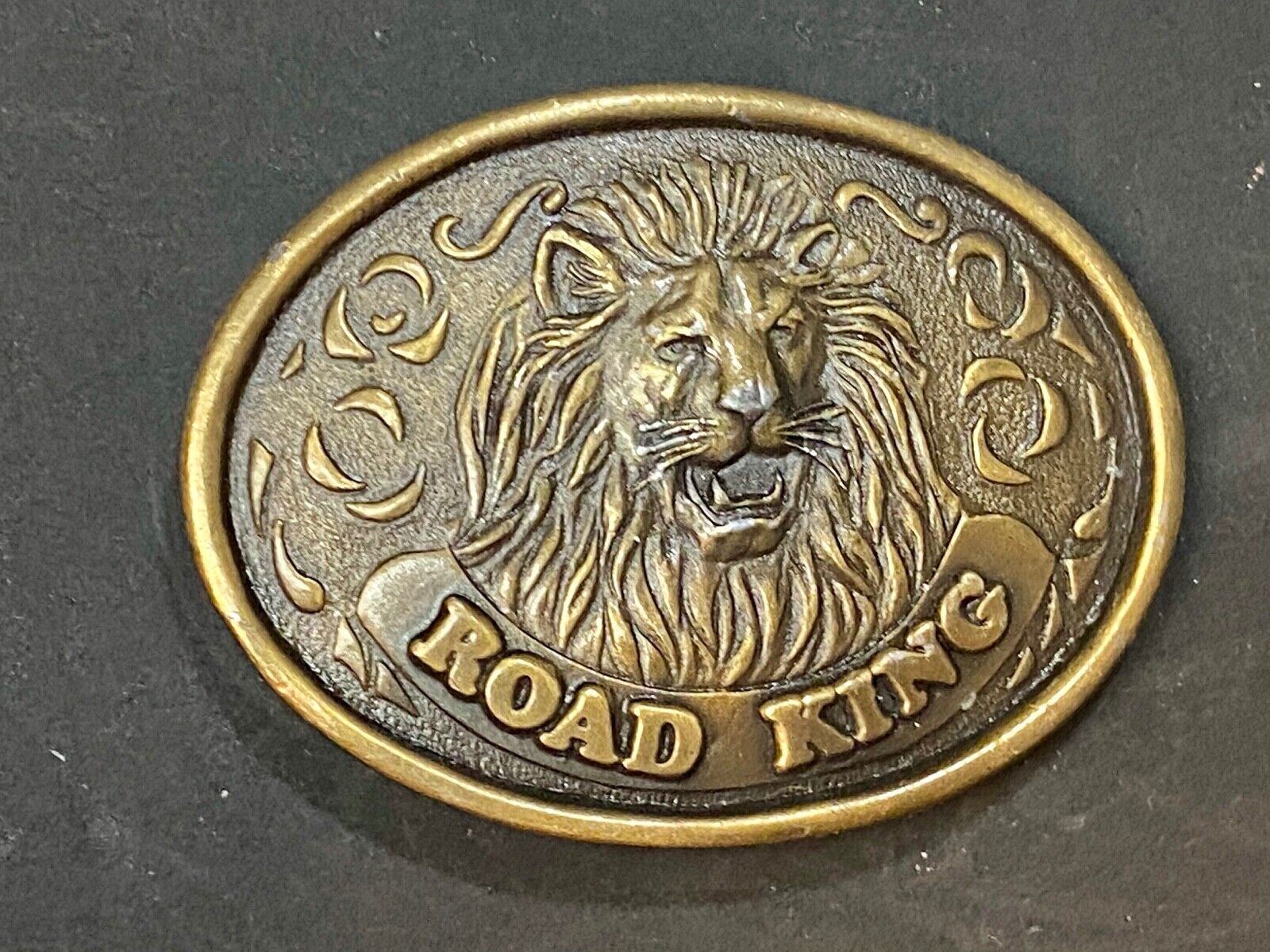 To a Professional Driver - ROAD KING, lions head belt buckle Philips 76 station