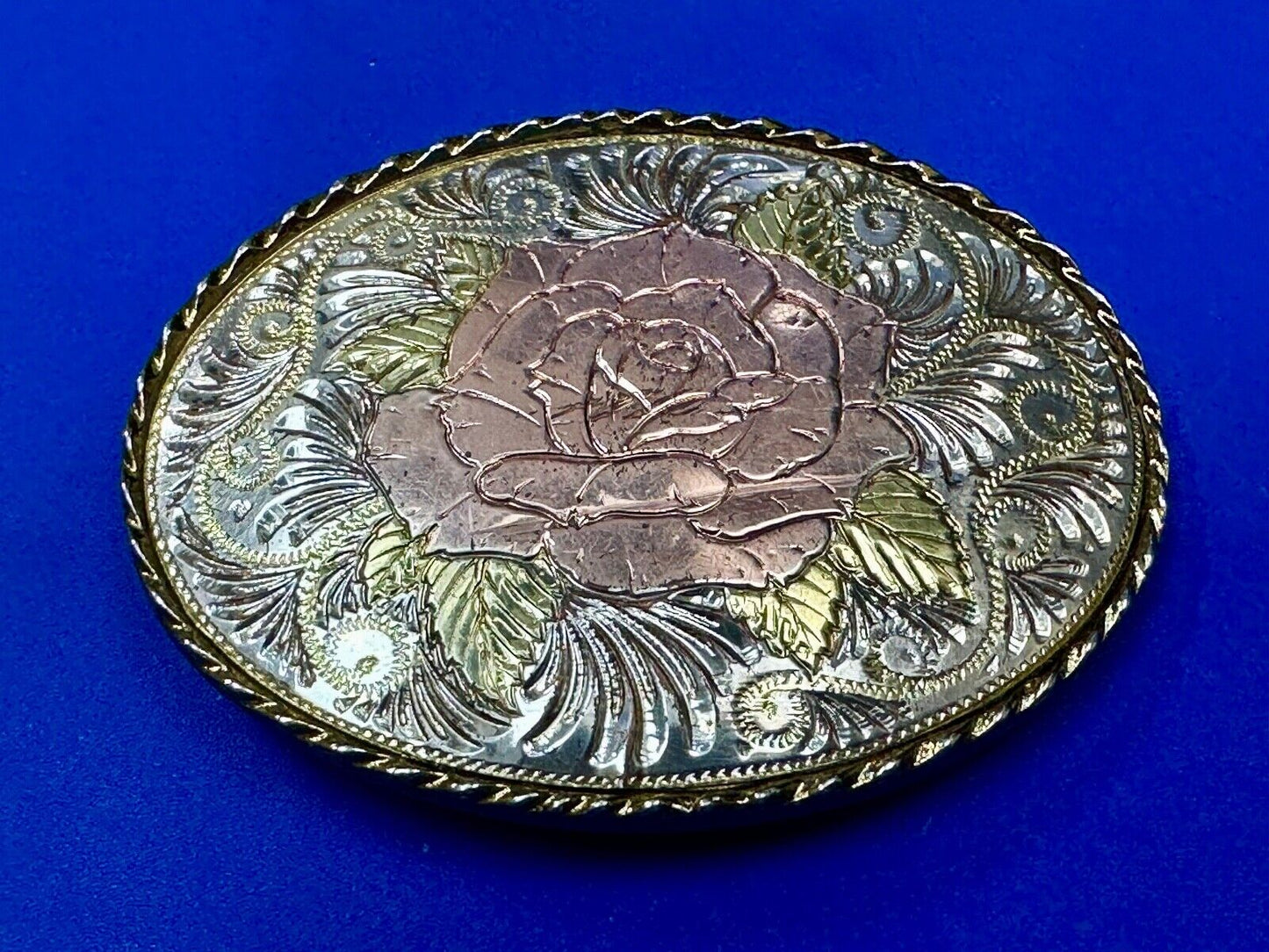 Beautiful Rose - Vintage mixed metal Western flower swirl theme Belt Buckle - W
