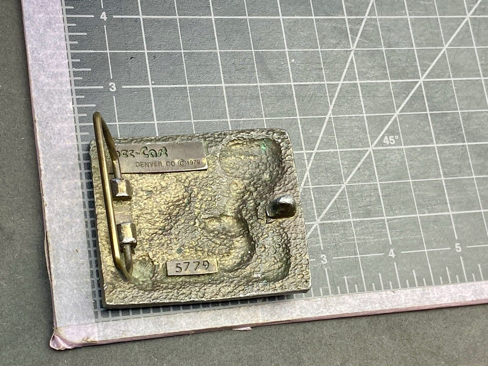 Vintage 1979 belt buckle - The state of Wyoming by Spec-Cast 