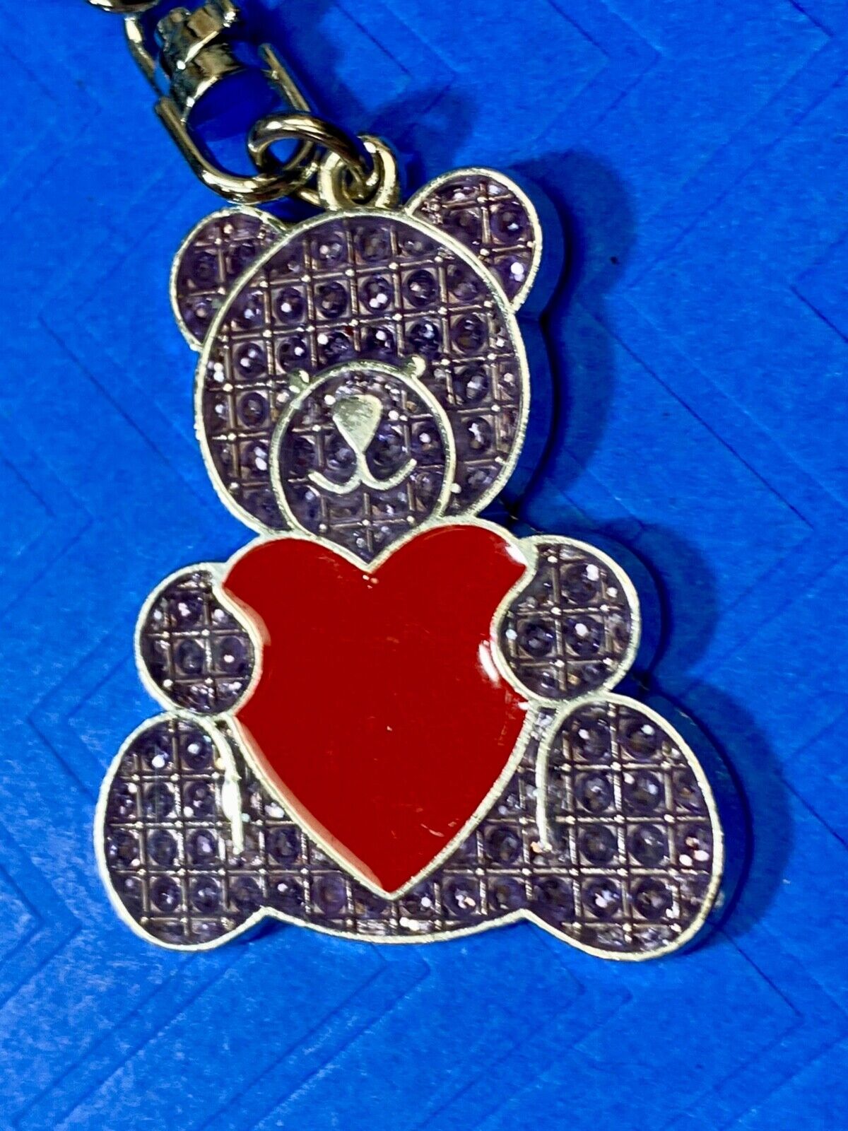 Adorable Teddy Bear with Heart Keychain - Key Ring Chain