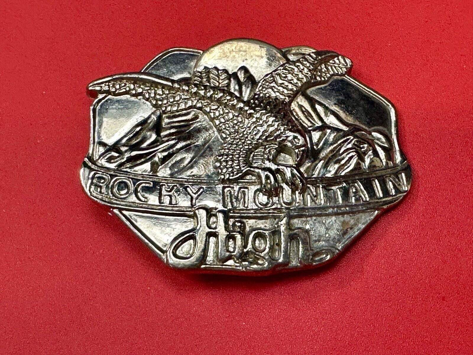 Vintage  Rockey Mountain High Eagle Mountains Silver Tone belt buckle