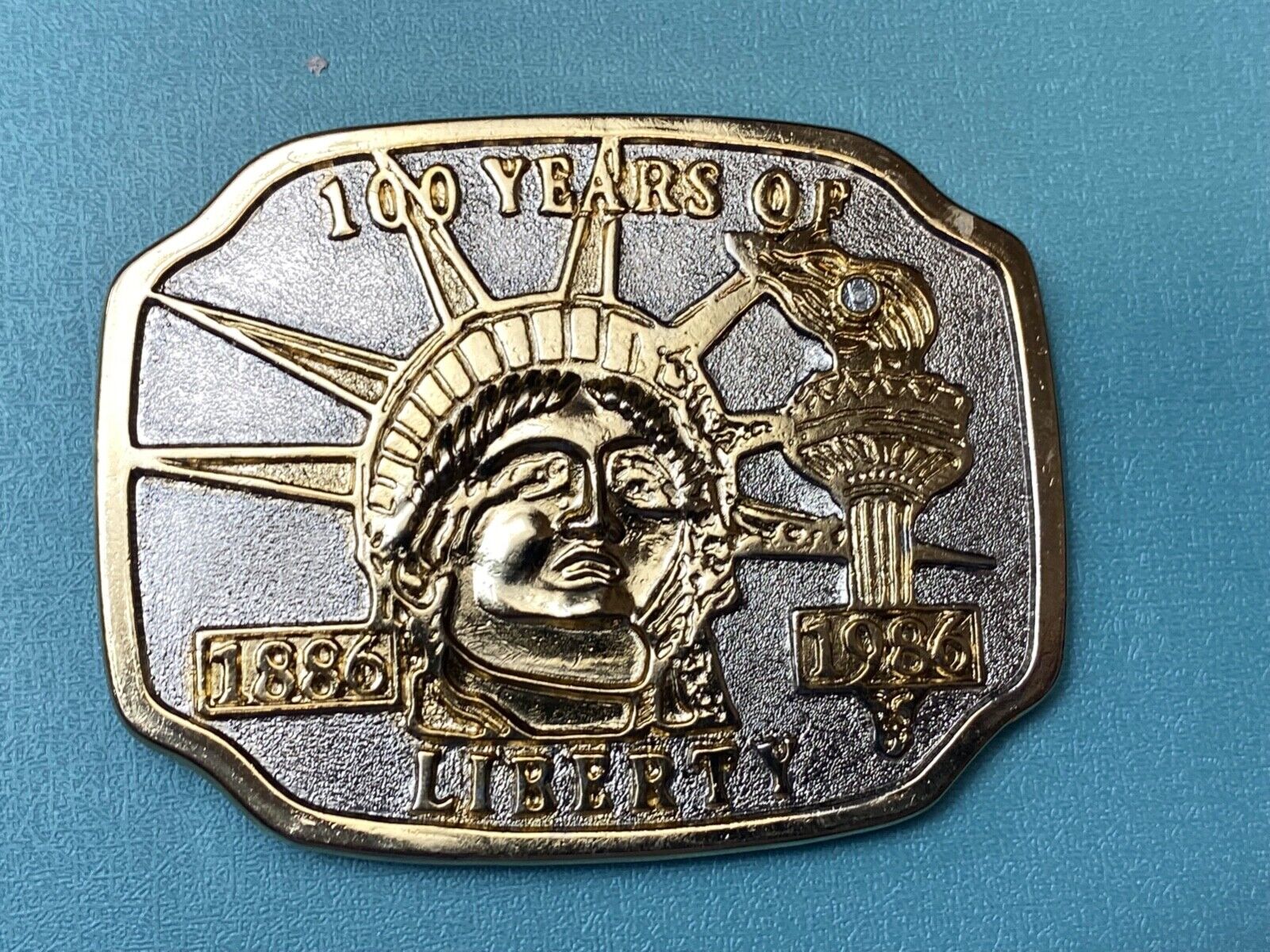 100 years Celebration of The Statue of Lady Liberty Vintage belt buckle