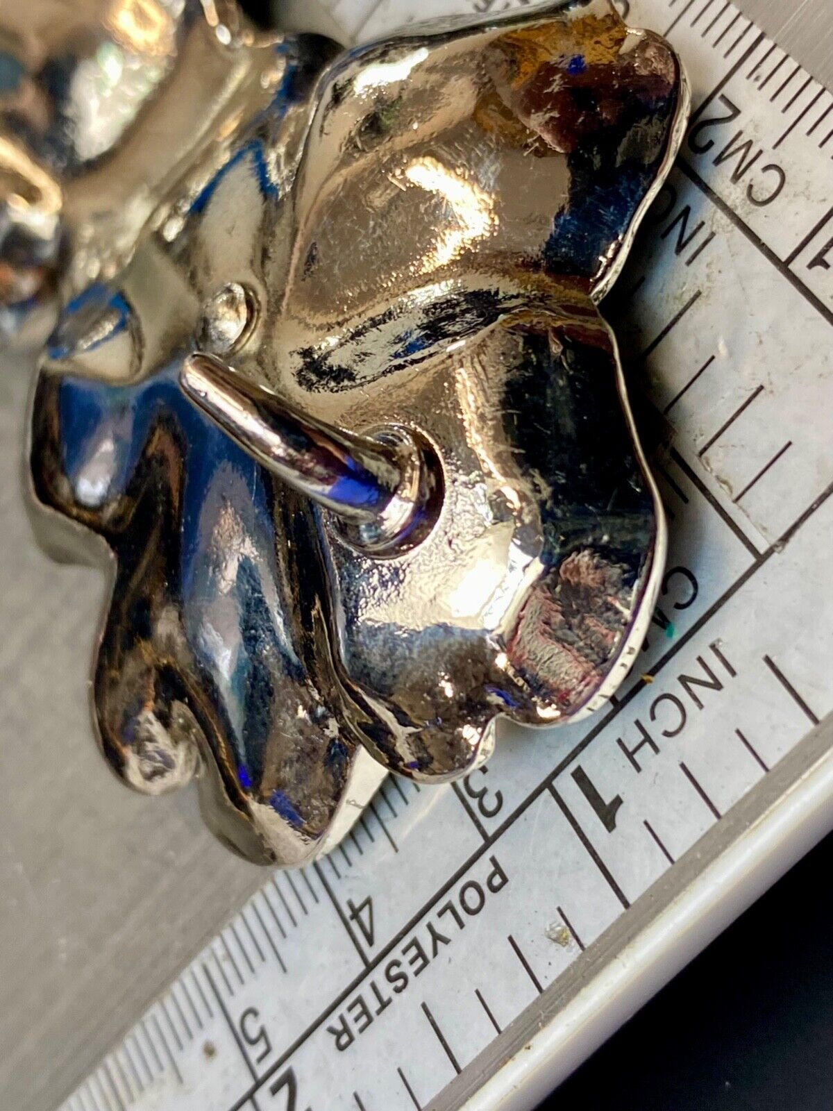 Beautiful two figural flowers with jewels as black & silver colored belt buckle