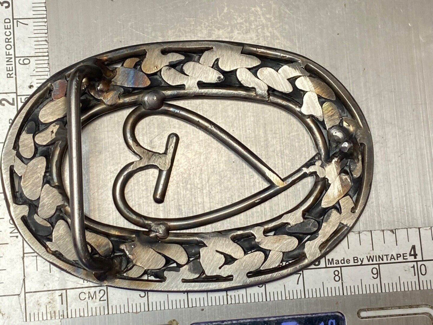 Artisan Beautiful Heart inside of open oval flower Art belt buckle