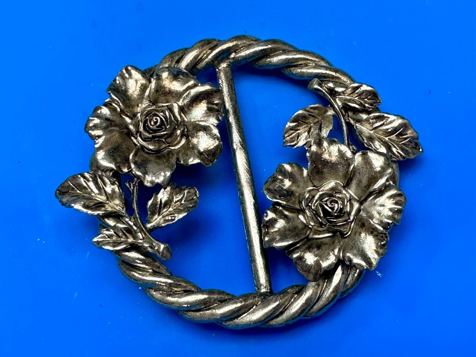 Antique Feel, Flower Figural Scarf slide Twisted rope pattern vtg.  Belt Buckle