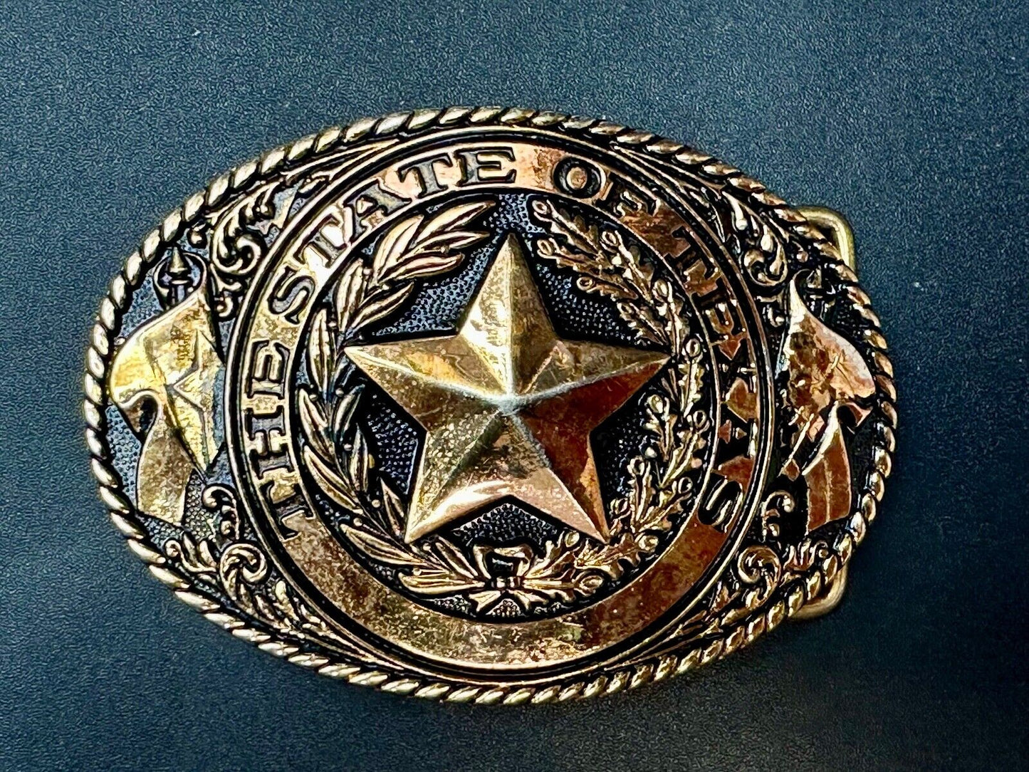 TEXAS State Pride - RAISED 3D STAR centered in brass tone oval Belt Buckle