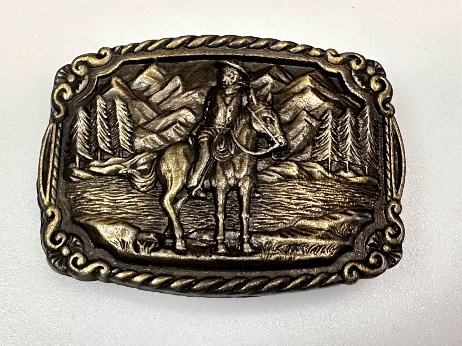 Tall In The Saddle Western Cowboy Leading Wagon Train Vintage ART Belt Buckle