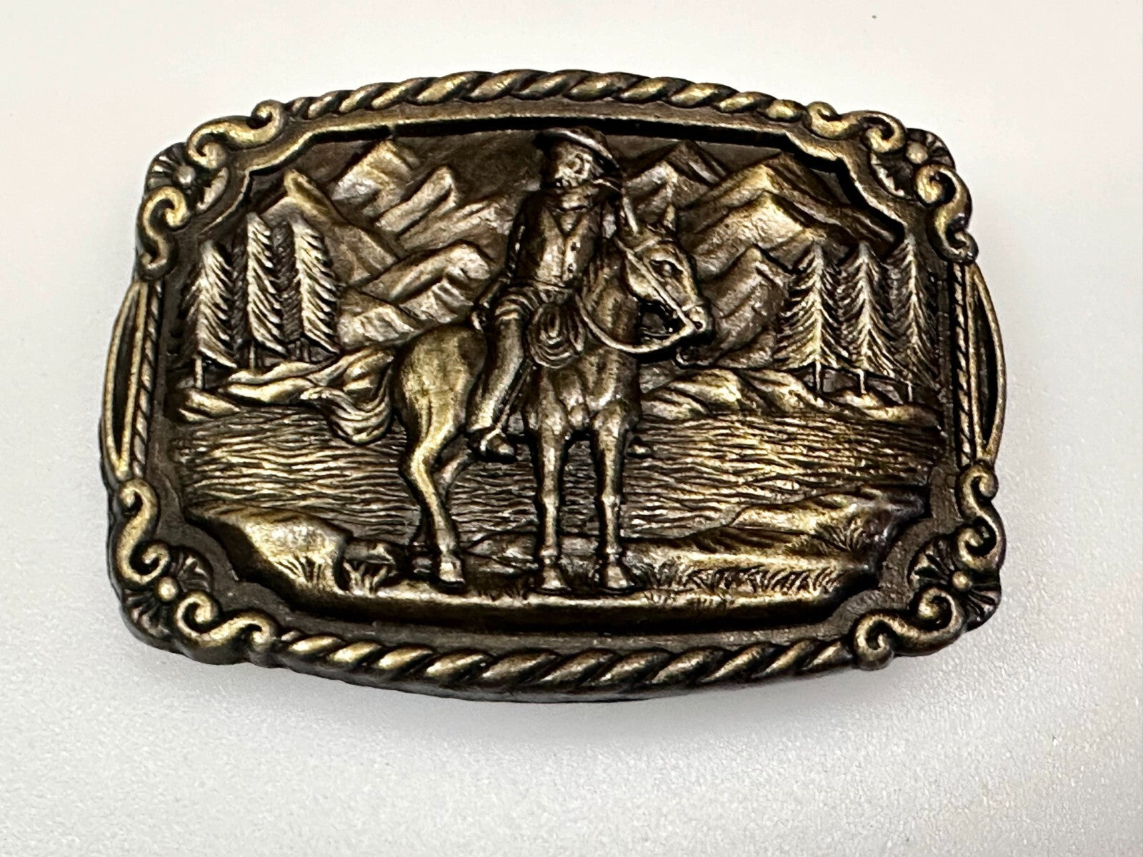 Tall In The Saddle Western Cowboy Leading Wagon Train Vintage ART Belt Buckle 