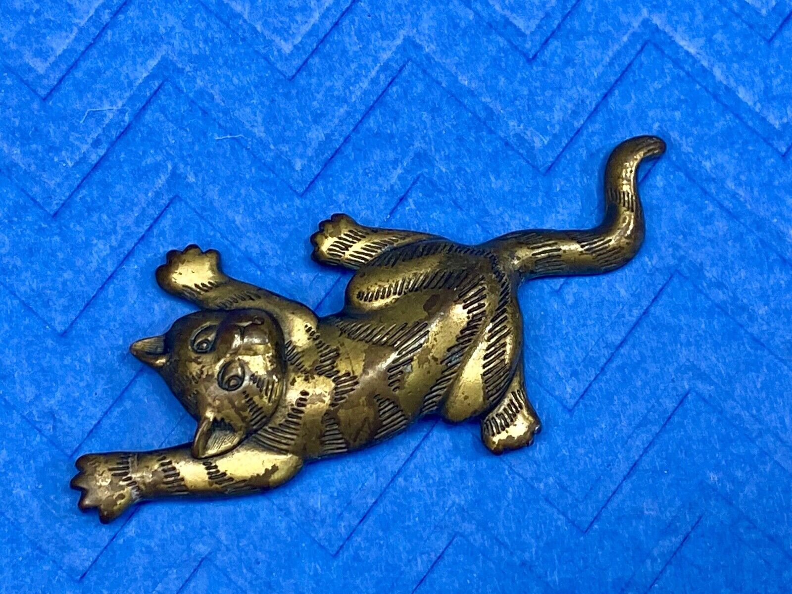 Vintage JJ 1988 Large 3" Cat Brooch Jonette Pin GoldTone Modernist Designer~Rare