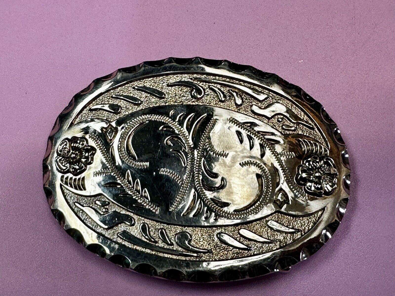 Vintage Lyn-Tone Co Vintage western flower swirl design belt buckle