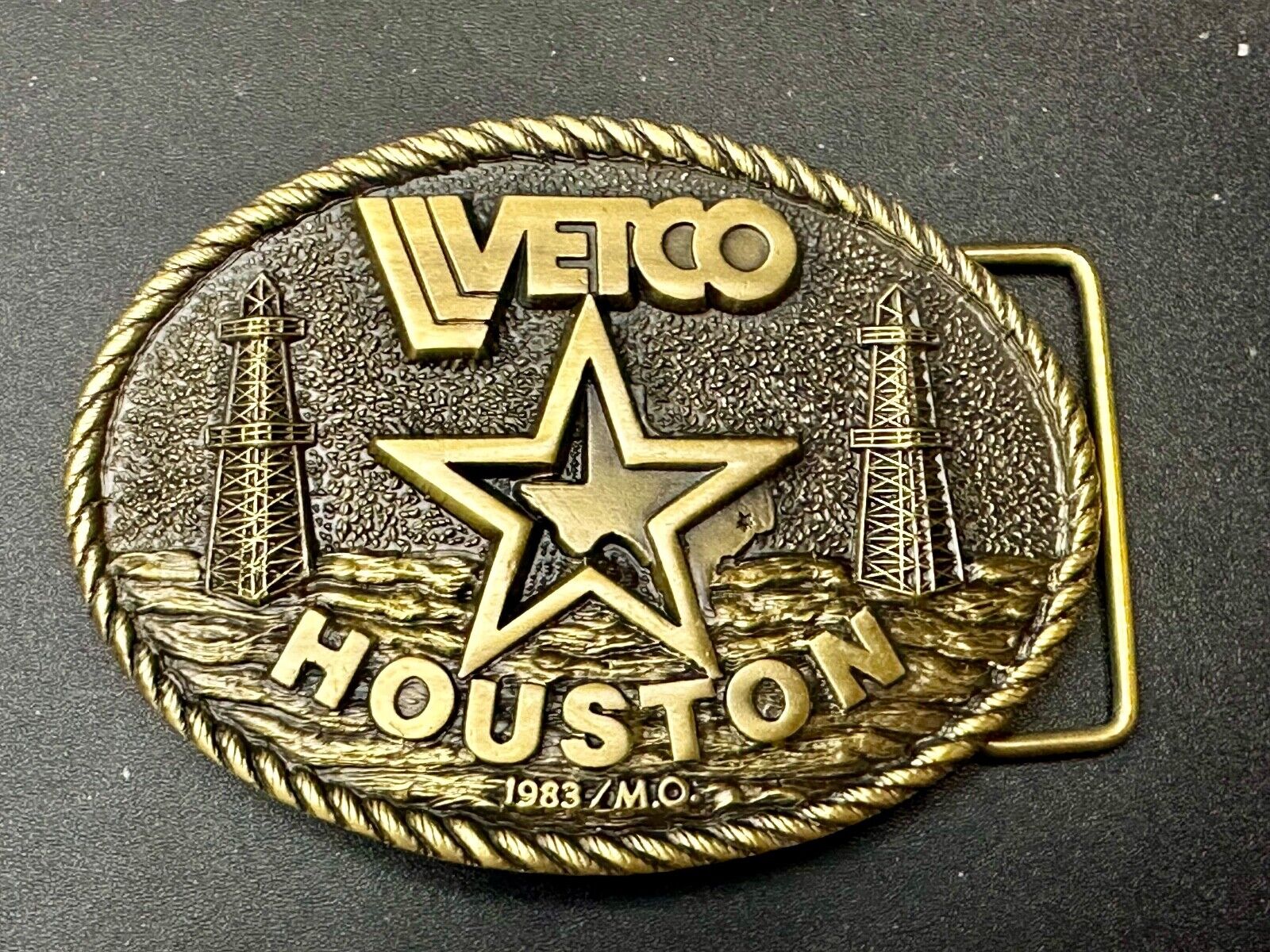 Vetco Texas Houston State Lone Star Oil Well Rig Vintage Brass Belt Buckle