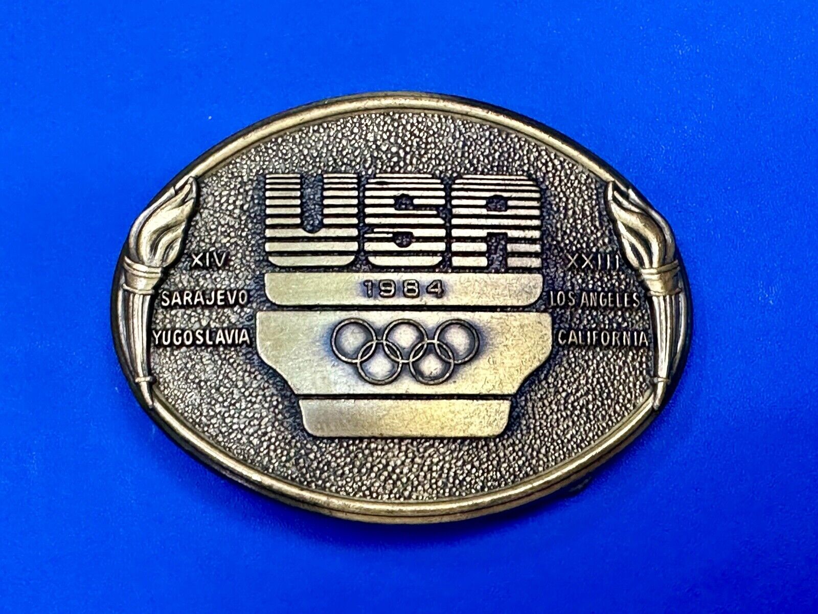 Vintage Los Angeles 1984 US USA Olympics Team belt buckle