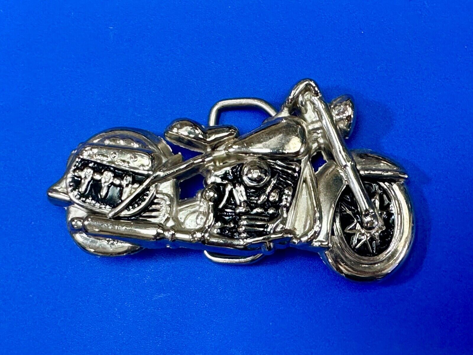4" wide Figural Motorcycle W/ Saddle bag Silver color bikers belt buckle