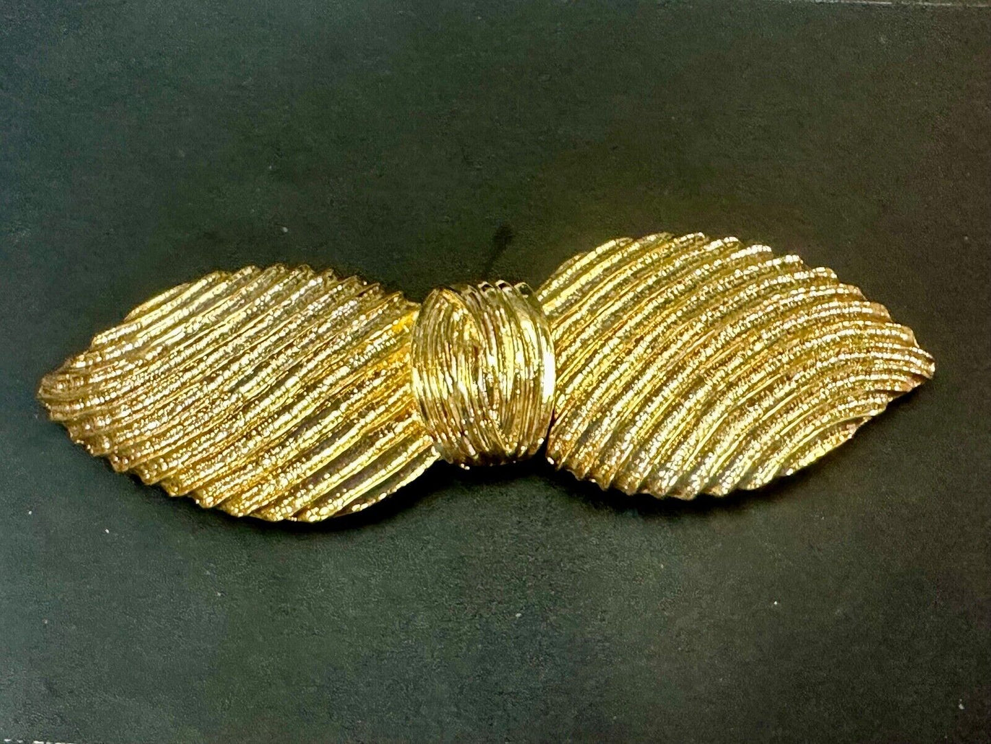two piece large leaf interlocking gold tone vintage 80's Mimi Di N belt buckle