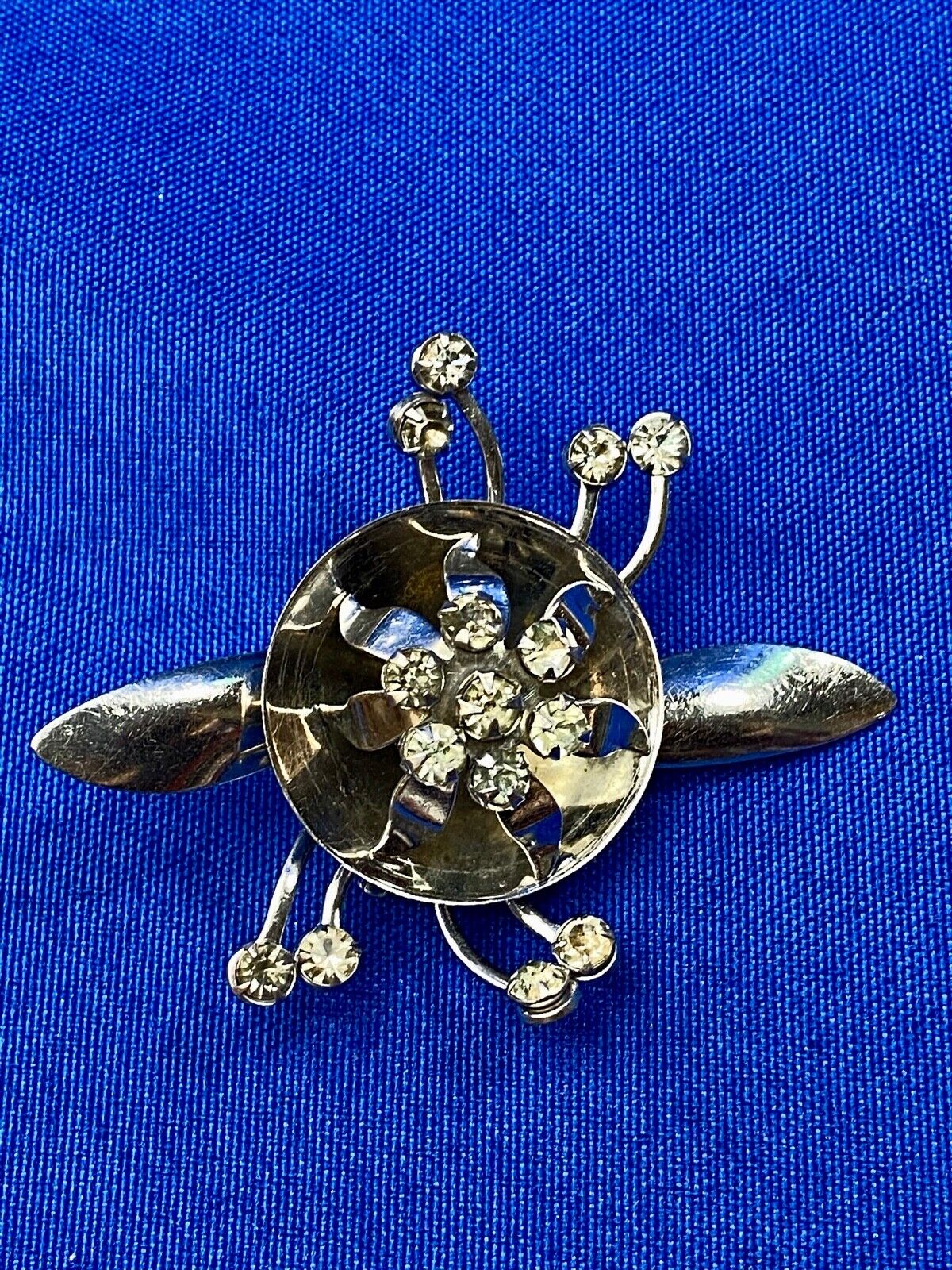 Unique Vintage Flower Brooch Lapel Pin Silver Tone Rhinestones 