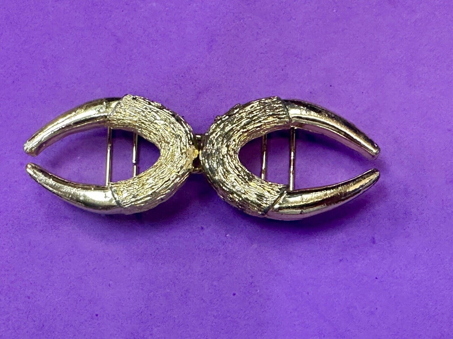 Two piece gold tone Horn Shape? interconnecting vintage belt buckle