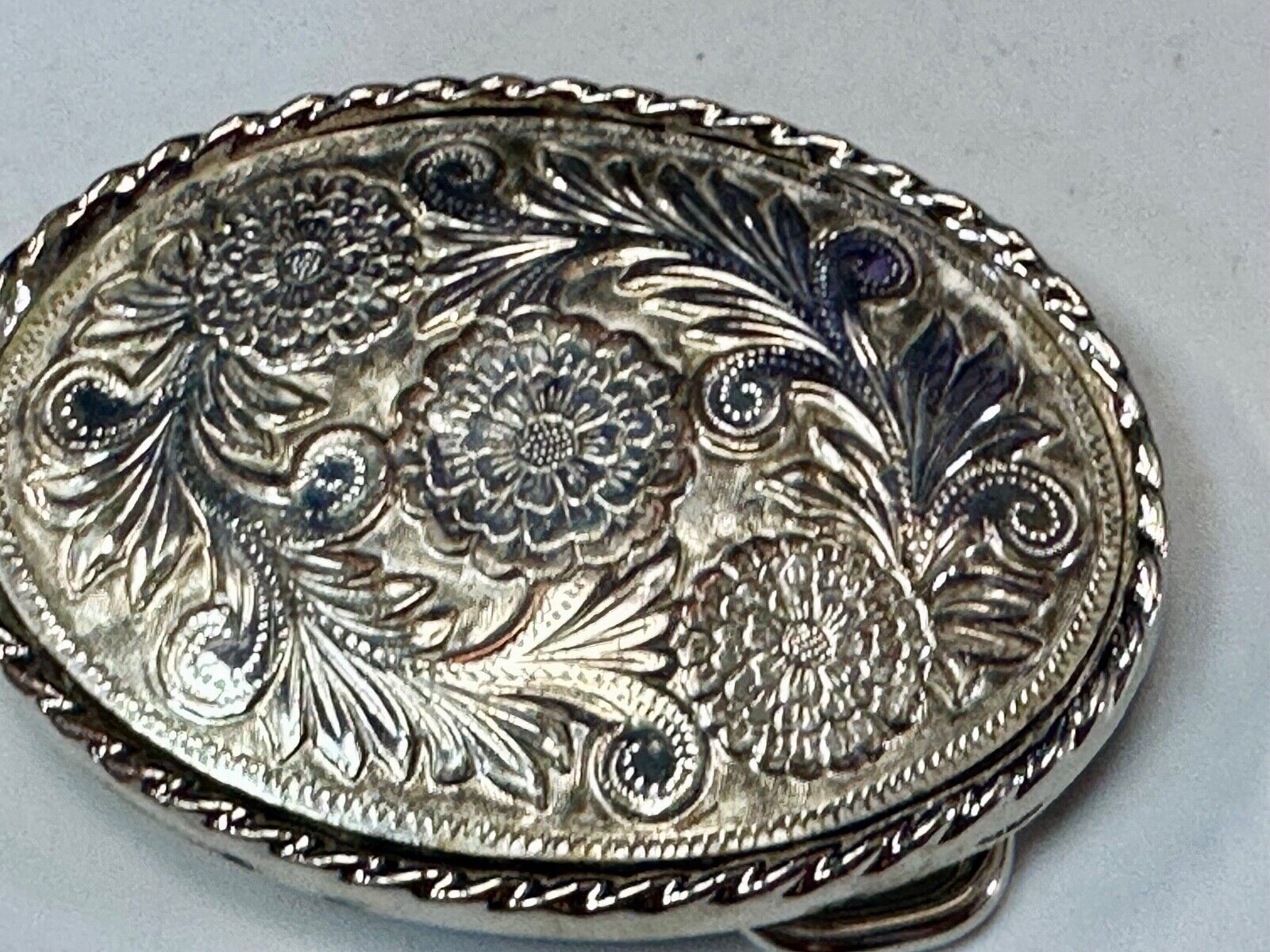 vintage flower leaf design western etched belt buckle marked W