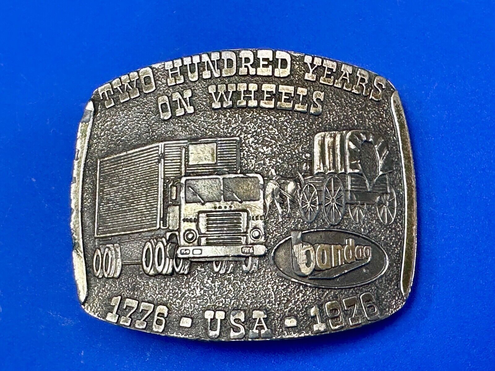 Bandog 200 years on wheels Semi Wagon Bicentennial belt buckle by Lewis Buckles