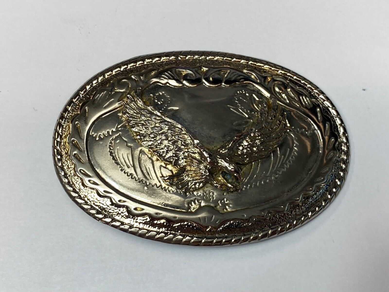 USA made American Bald Eagle Flying Hunting Diving for Prey western belt buckle
