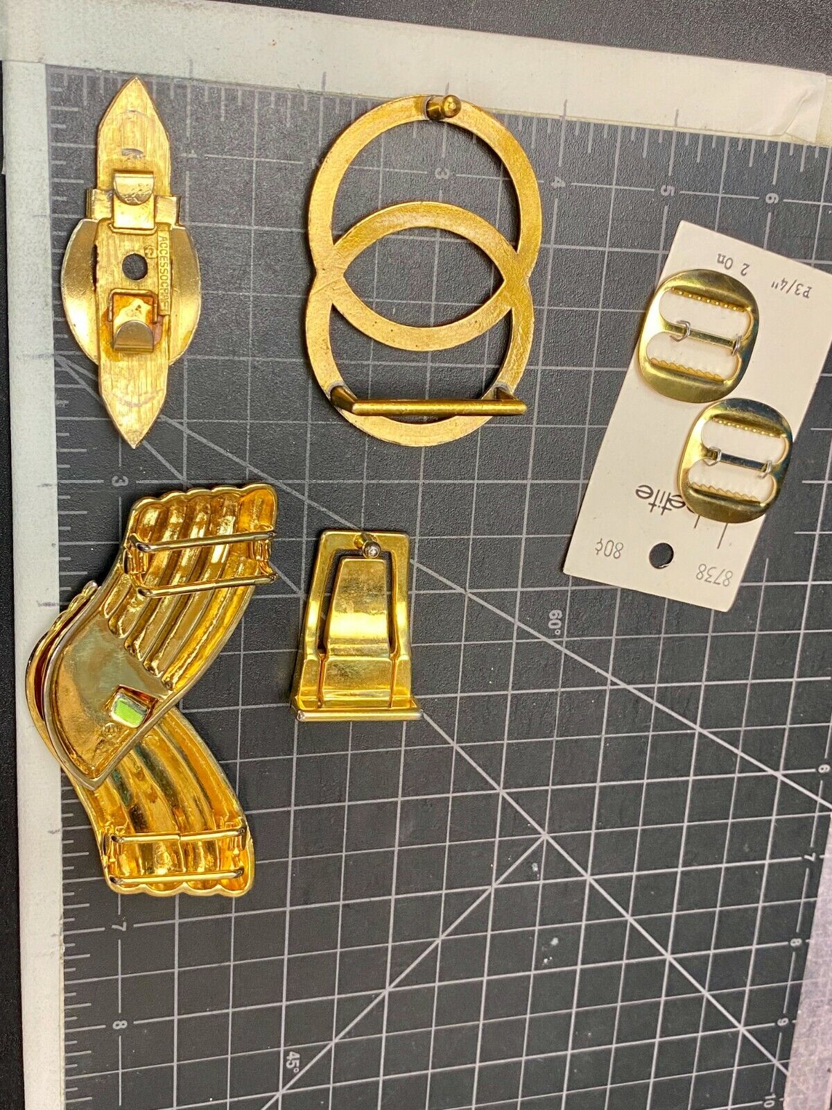 Vintage Lot Of Gold Tone Belt Buckle