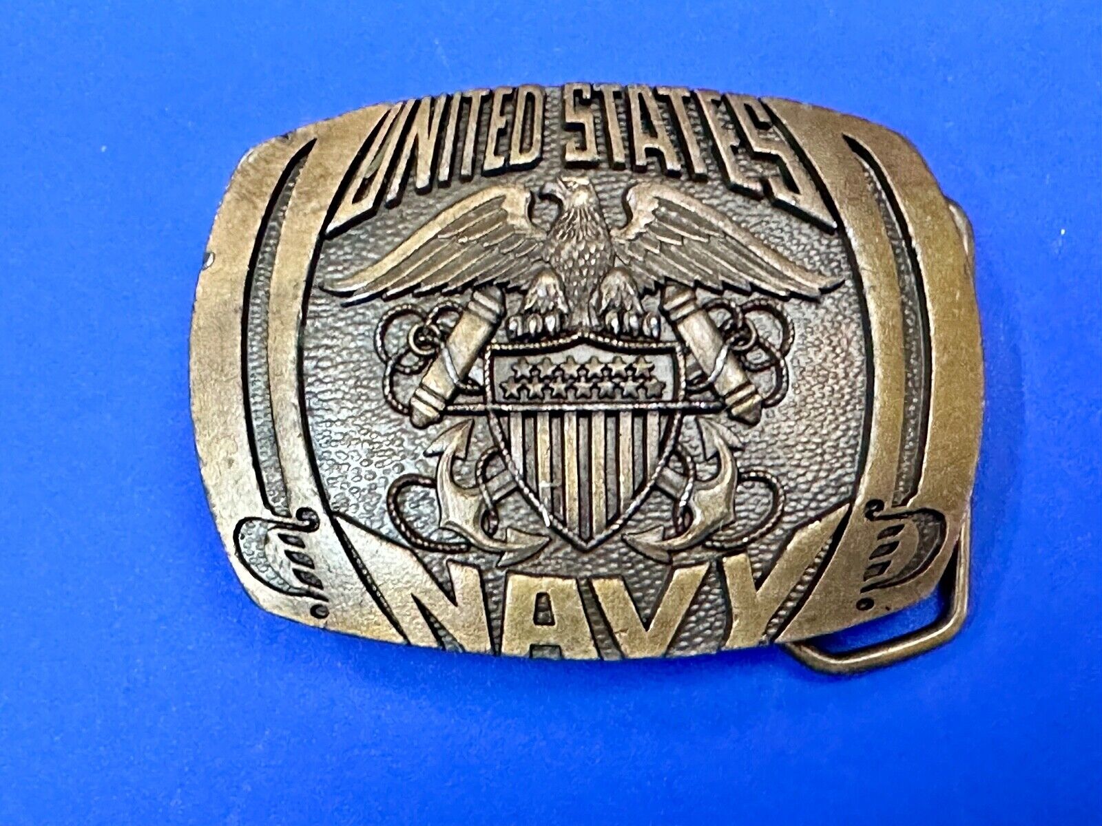 United States Navy Vintage Military 1980 Indiana Metal Craft belt buckle KR-89
