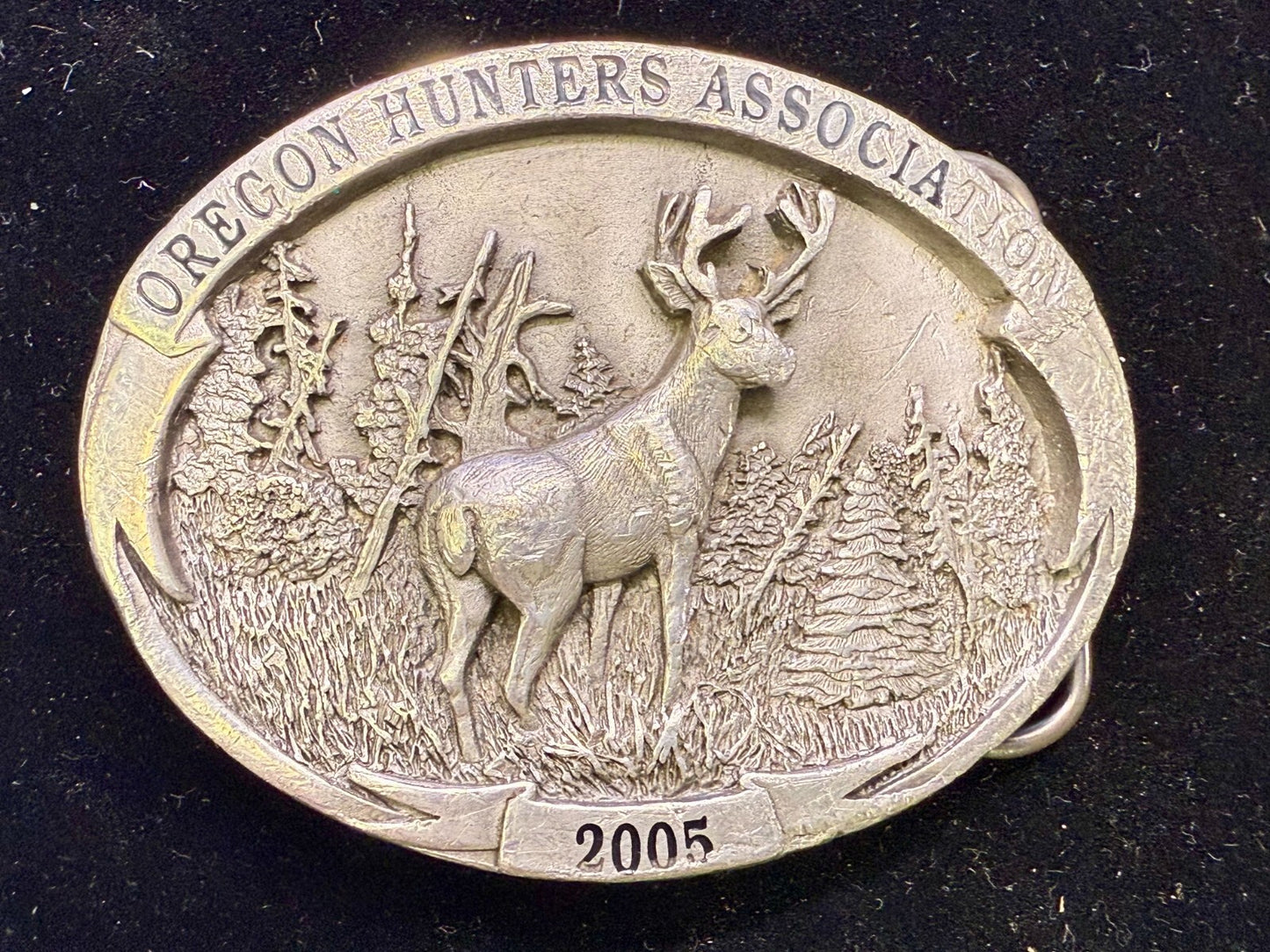 Annual Oregon Hunters Association Commemorative Pewter 2005 Siskiyou Belt Buckle
