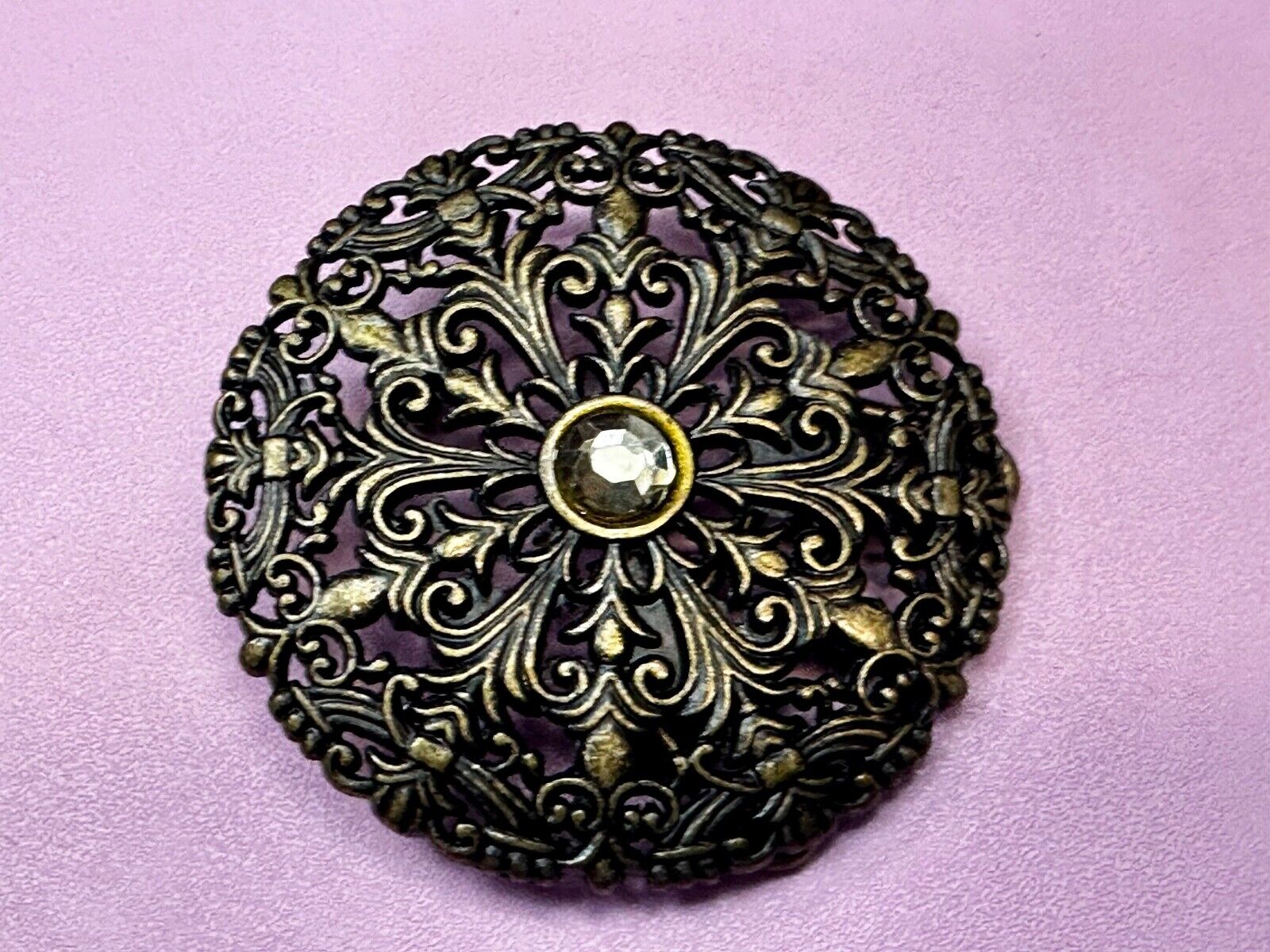 Victorian Style Filigree Round Small Hippy Vibe Small Belt Buckle