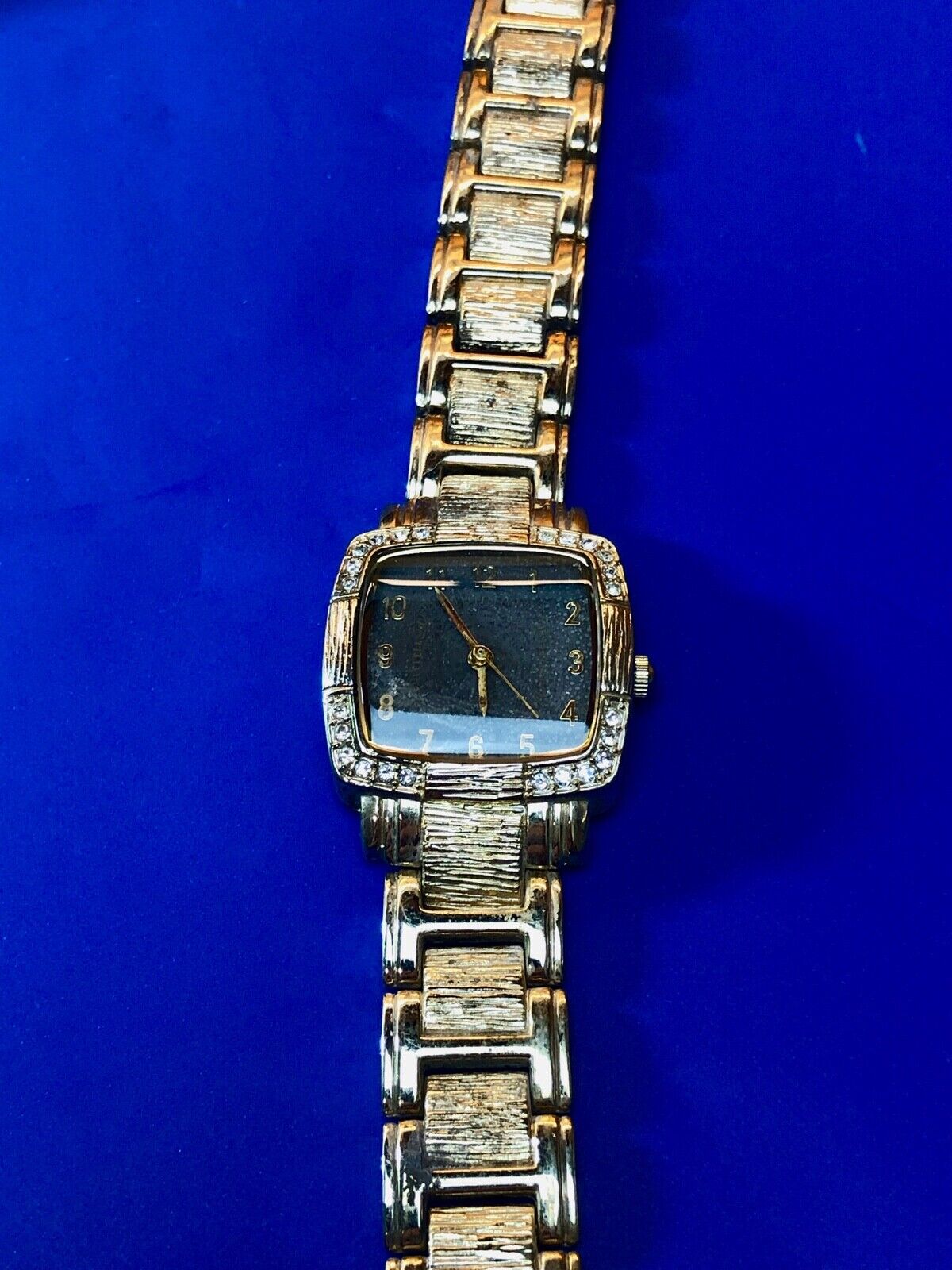 ALLUDE vintage gold tone ladies watch - fresh battery, working well 