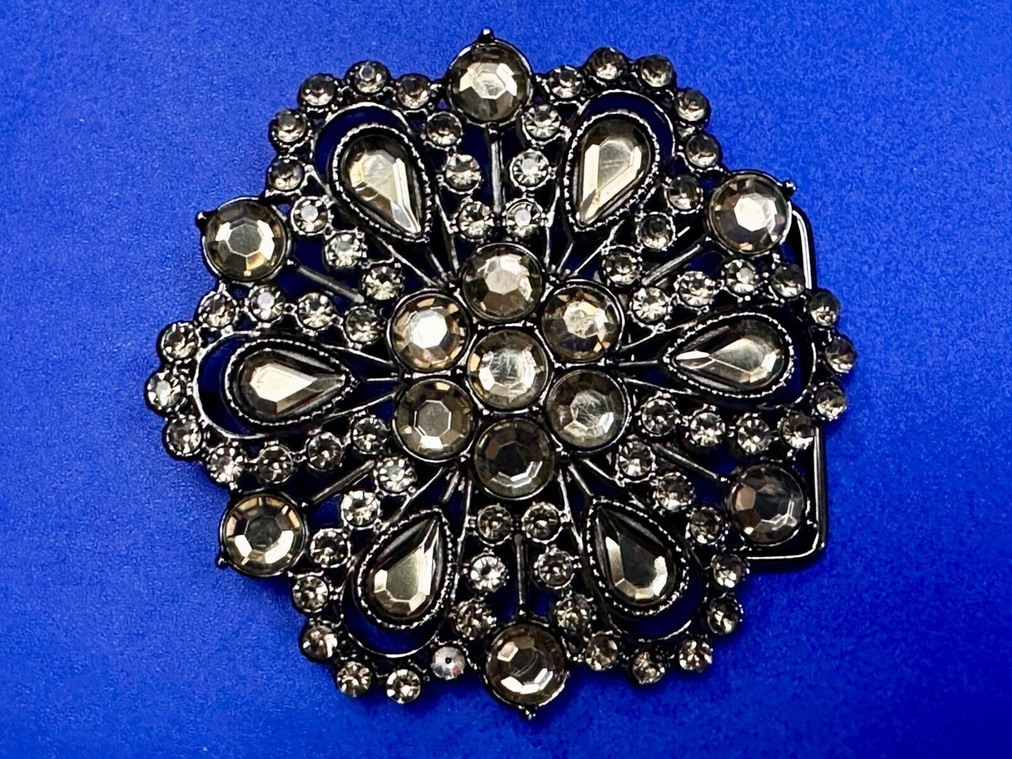 Victorian Style Clear Rhinestone Flower Burst Vintage Silver Tone Belt Buckle