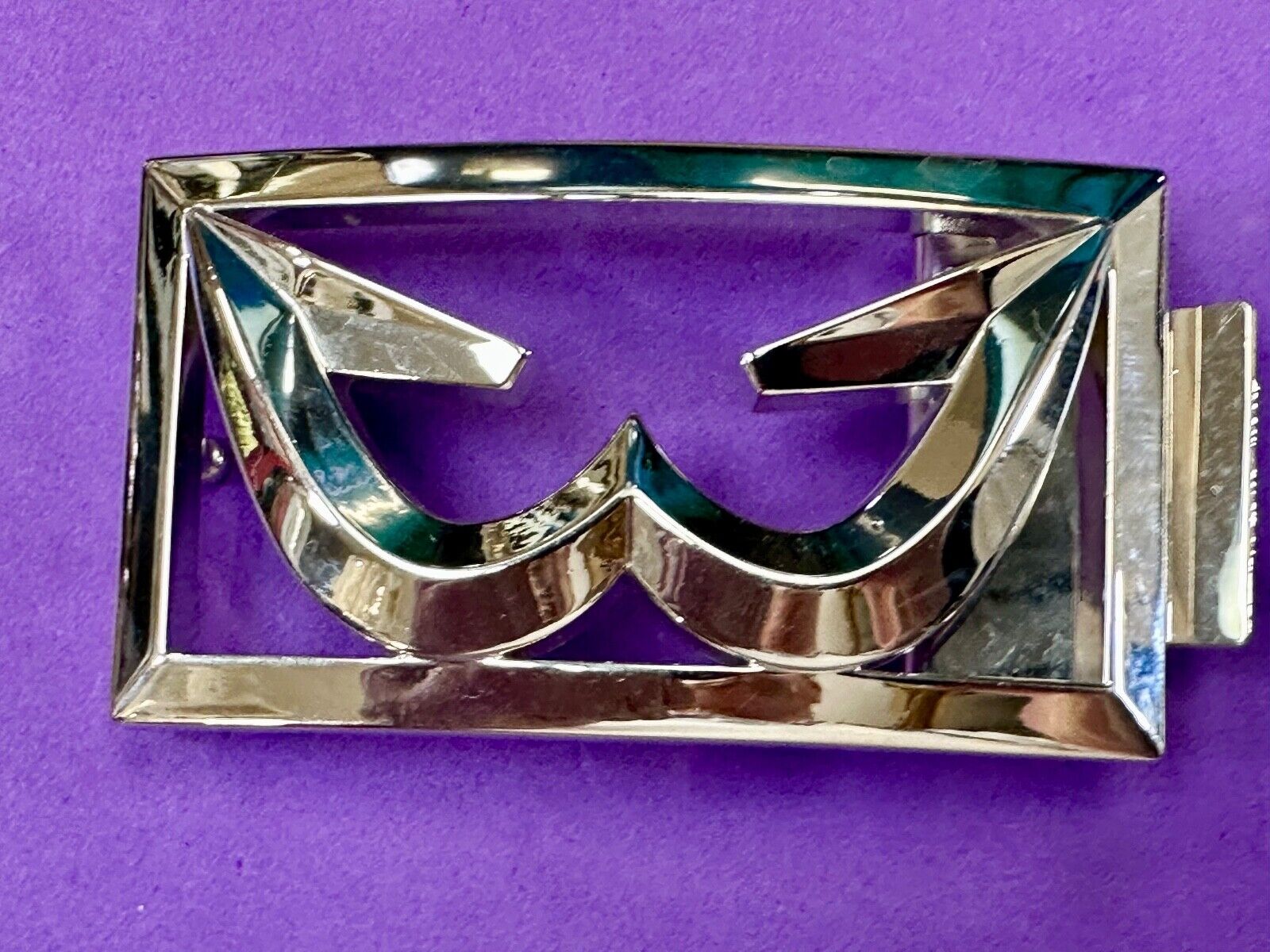 unique see through dual hook pattern silver color reflective belt buckle